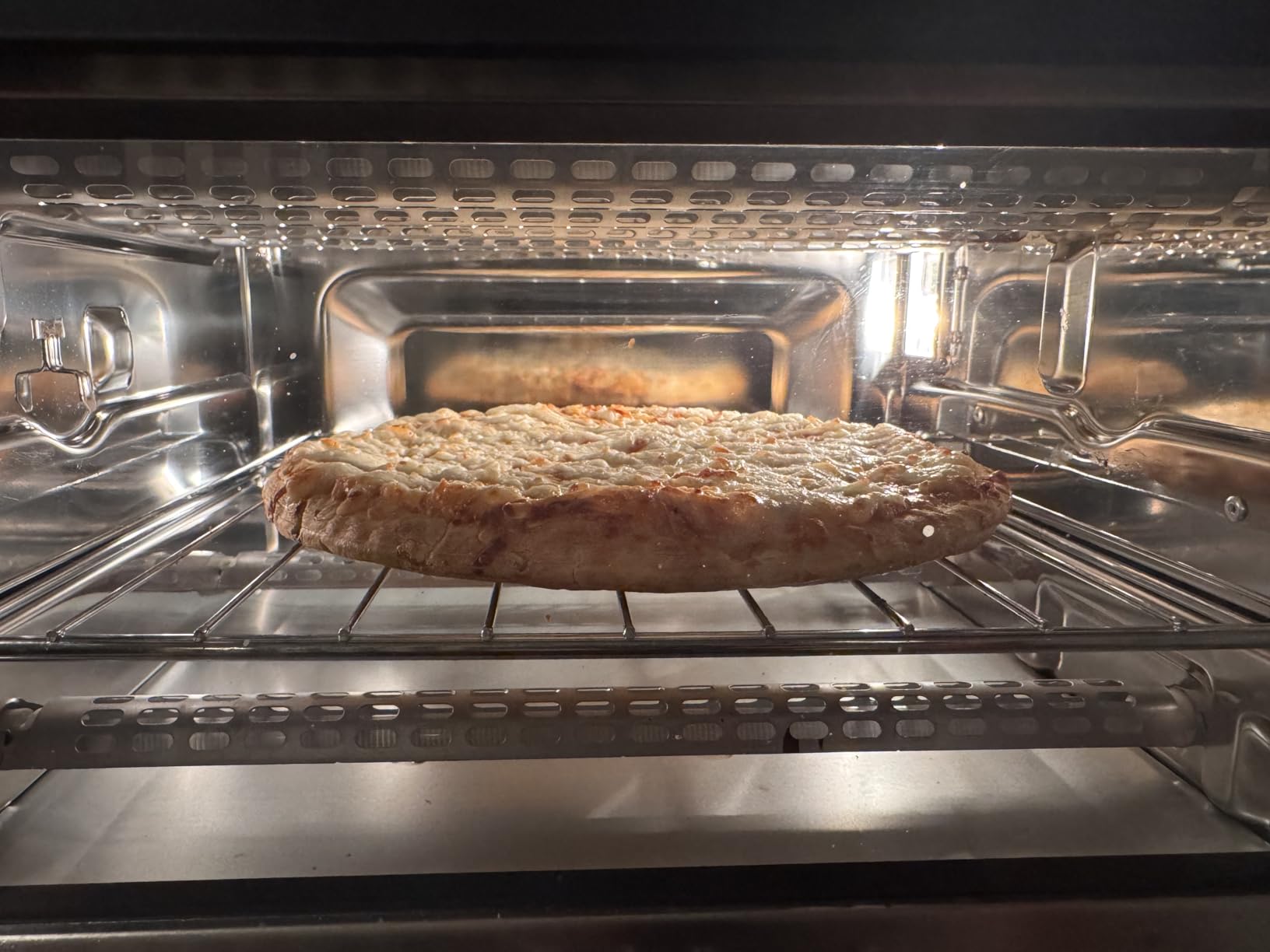 Cuisinart Air Fryer Toaster Oven, 1800W, 8-in-1 with Air Fry, Convection, Broil & Warm, 0.6 Cubic Feet, 60-Minute Timer, TOA-70NAS, Stainless Steel customer photo 1