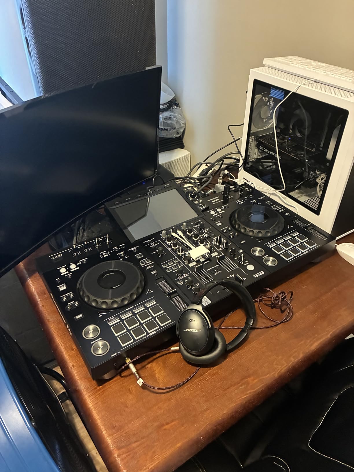 Pioneer DJ XDJ-RX3 All-In-One DJ System (Black) customer photo 1