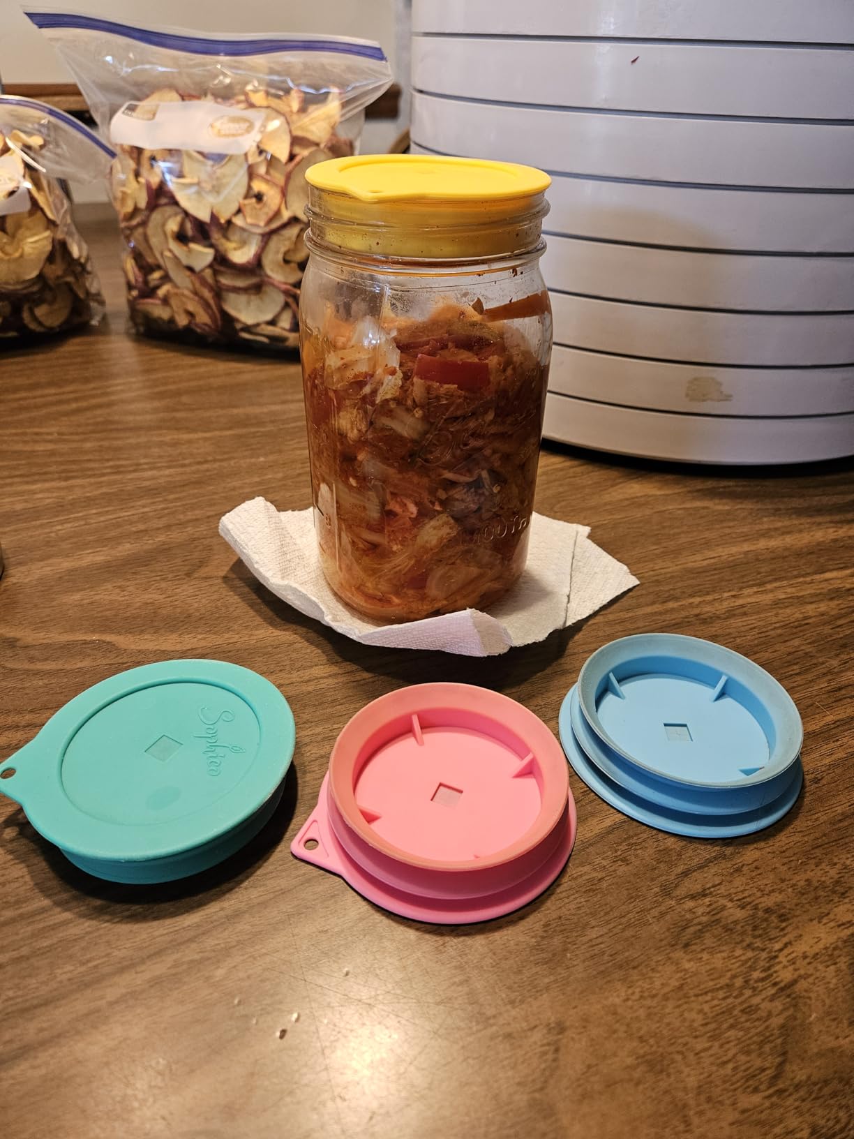 Sophico Silicone Fermenting Lids, Waterless Airlock Fermentation Tops Mason Jar Lid Fermenter Caps for Pickles, Kimchi, and Fermented Probiotic Food - 4 Pack, Wide Mouth (Jars Not Included) customer photo 2