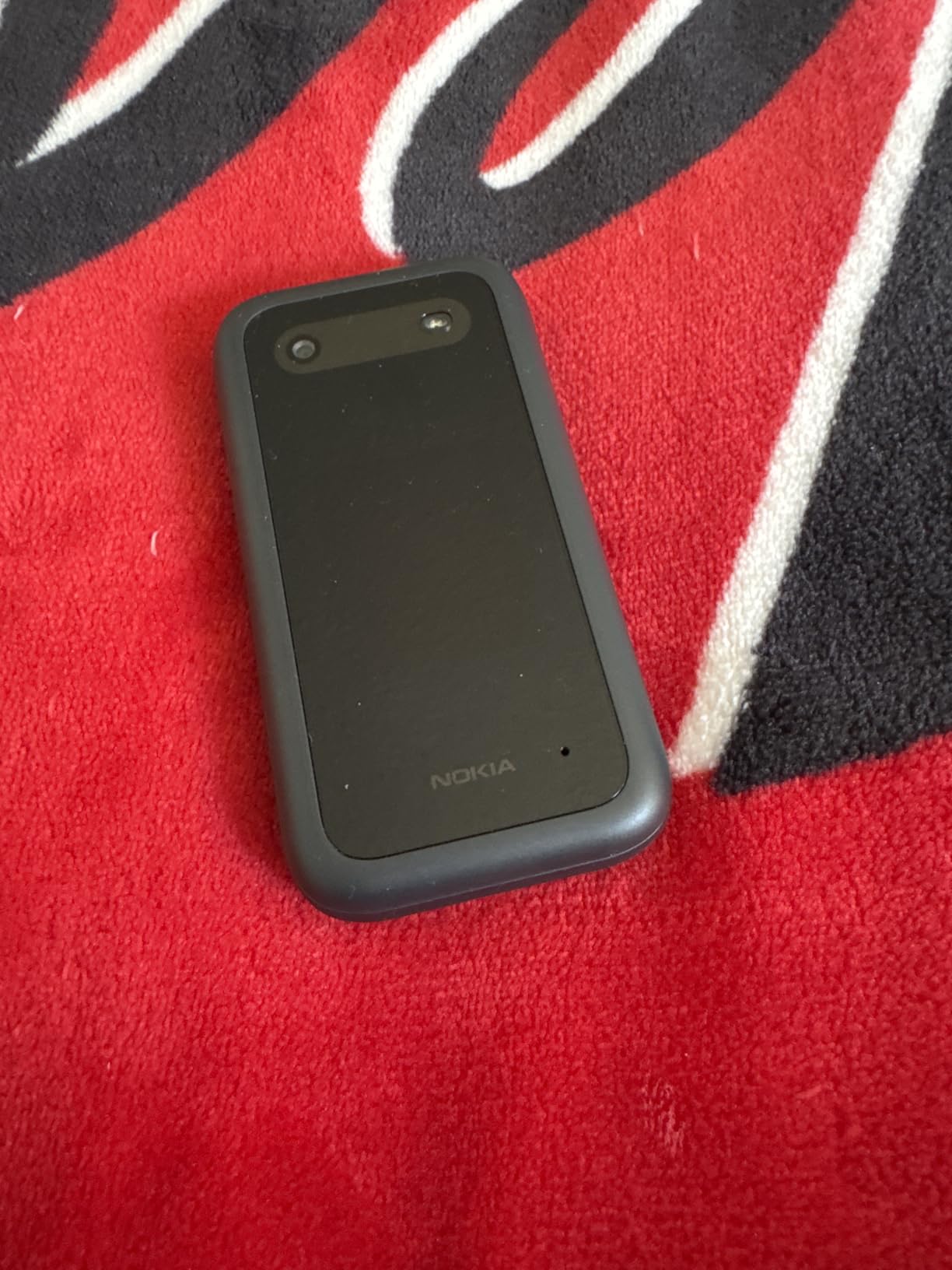 Nokia 2760 Flip, 4GB Black - Prepaid Feature Phone customer photo 2