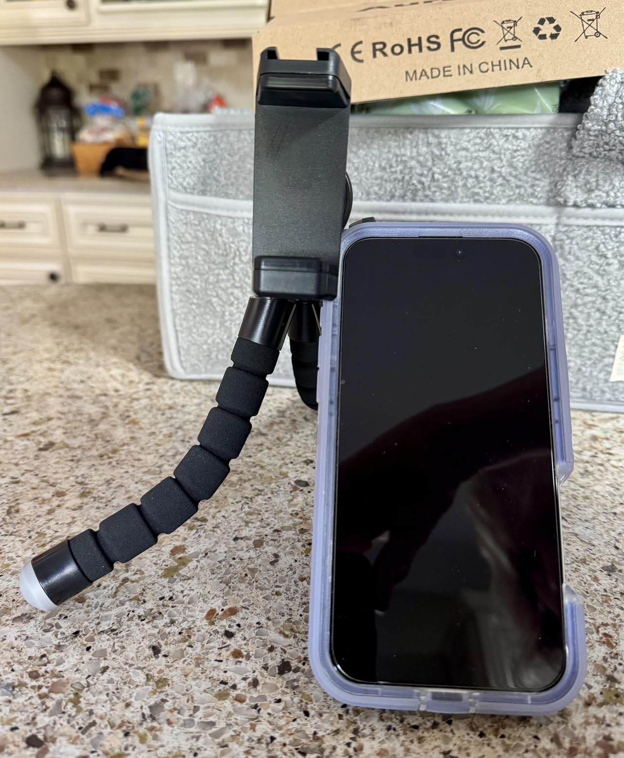 Aureday Phone Tripod, Flexible Tripod for iPhone and Android Cell Phone, Come with Wireless Remote and Clip for Video Recording/Vlogging/Selfie customer photo 2