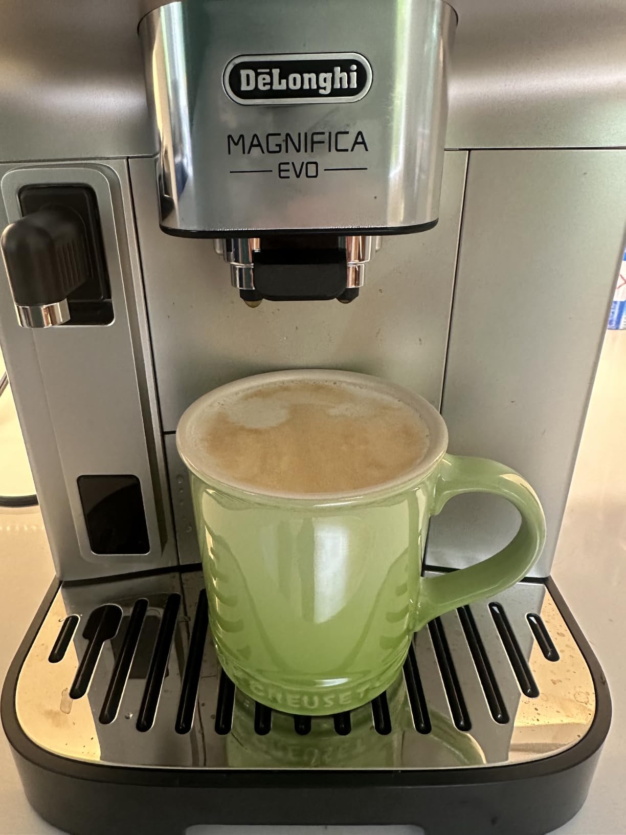 De'Longhi Magnifica Evo Automatic Espresso Machine, Milk Frother, Silver customer photo 1