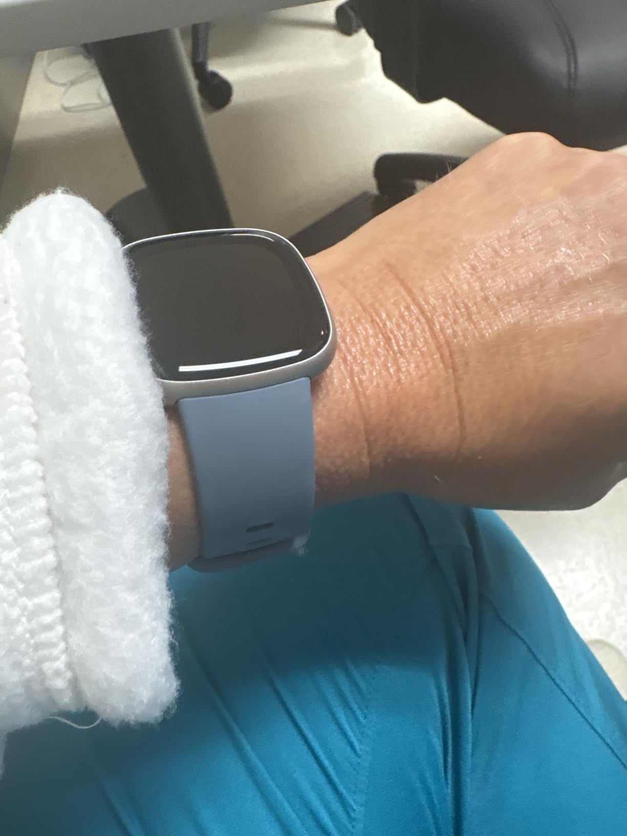 Google Fitbit Versa 4 Fitness Smartwatch - Pink Sand/Copper Rose customer photo 1