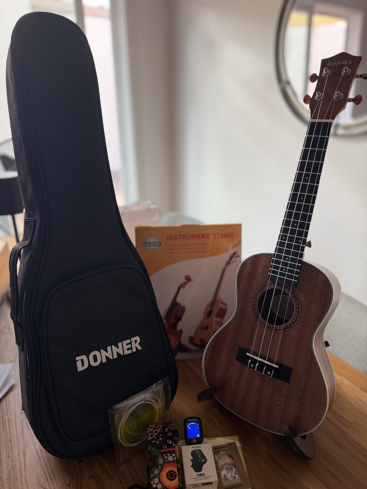 Donner Soprano Ukulele Mahogany 21 inch Ukelele Beginner Kit Online Lesson Gig Bag Strap Nylon String Tuner Picks Cloth DUS-1 Ukalalee Set Christmas Gift customer photo 1