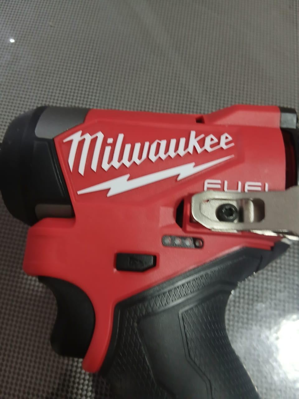 Milwaukee Electric - M12 Fuel 1/4 HEX Impact Driver KIT customer photo 2