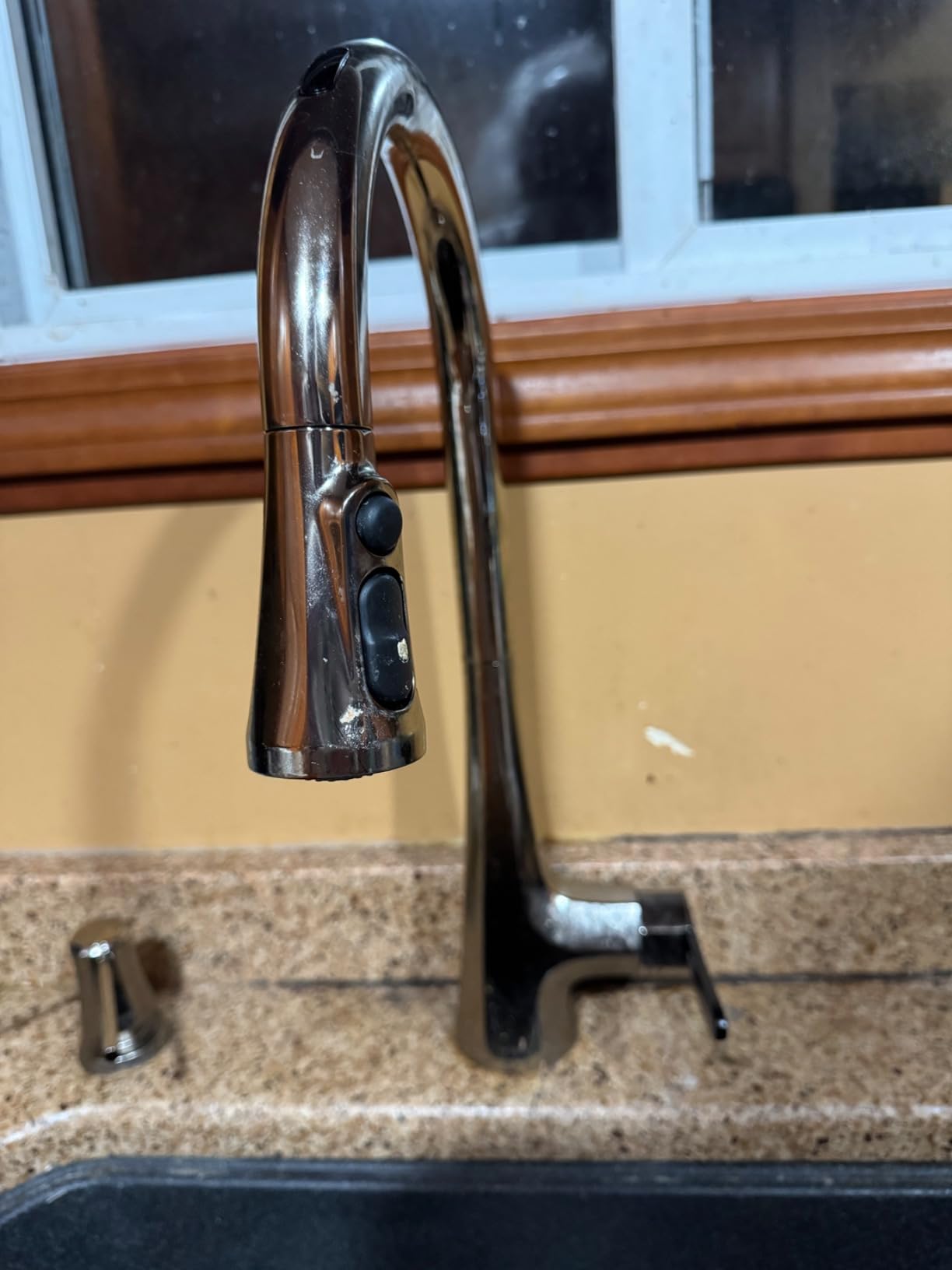 Moen Sinema Matte Black Smart Faucet Touchless Pull-Down Sprayer Kitchen Faucet with Voice and Motion Control, S7235EV2BL customer photo 1