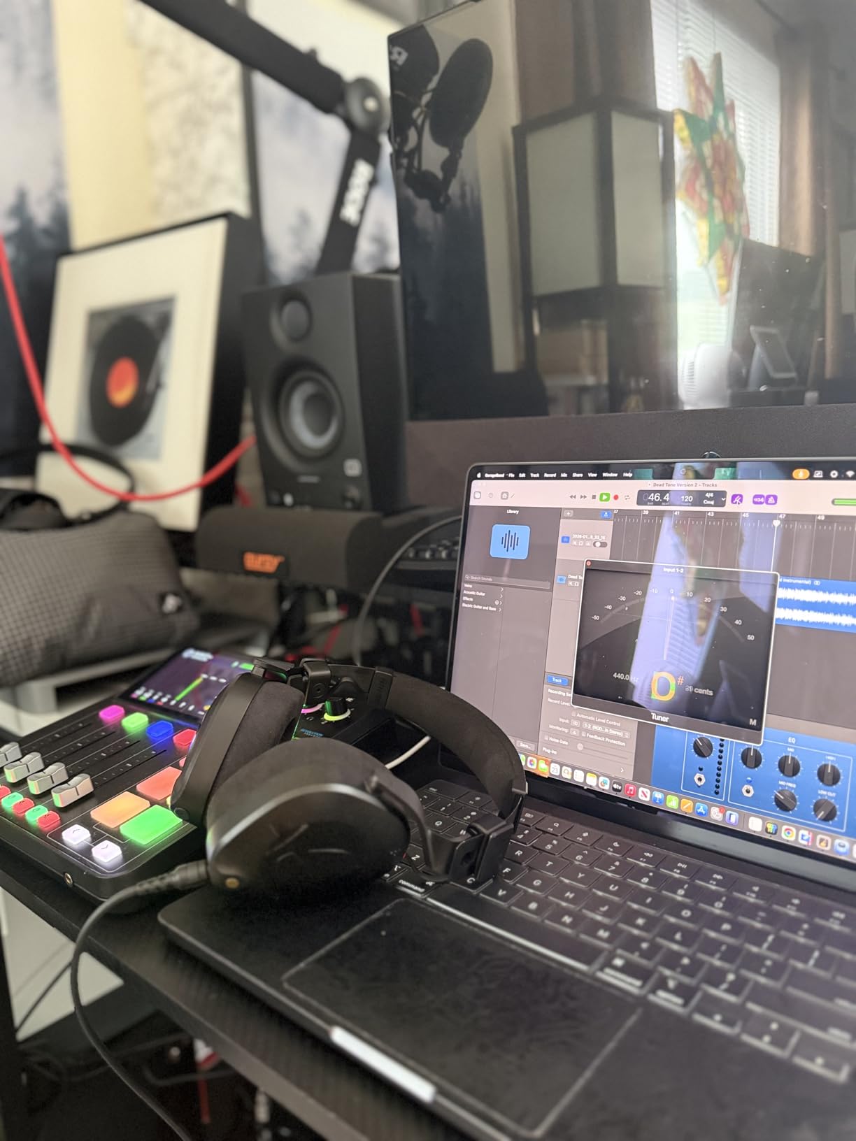 RØDE RØDECaster Duo Compact Audio Production Studio, Black customer photo 2
