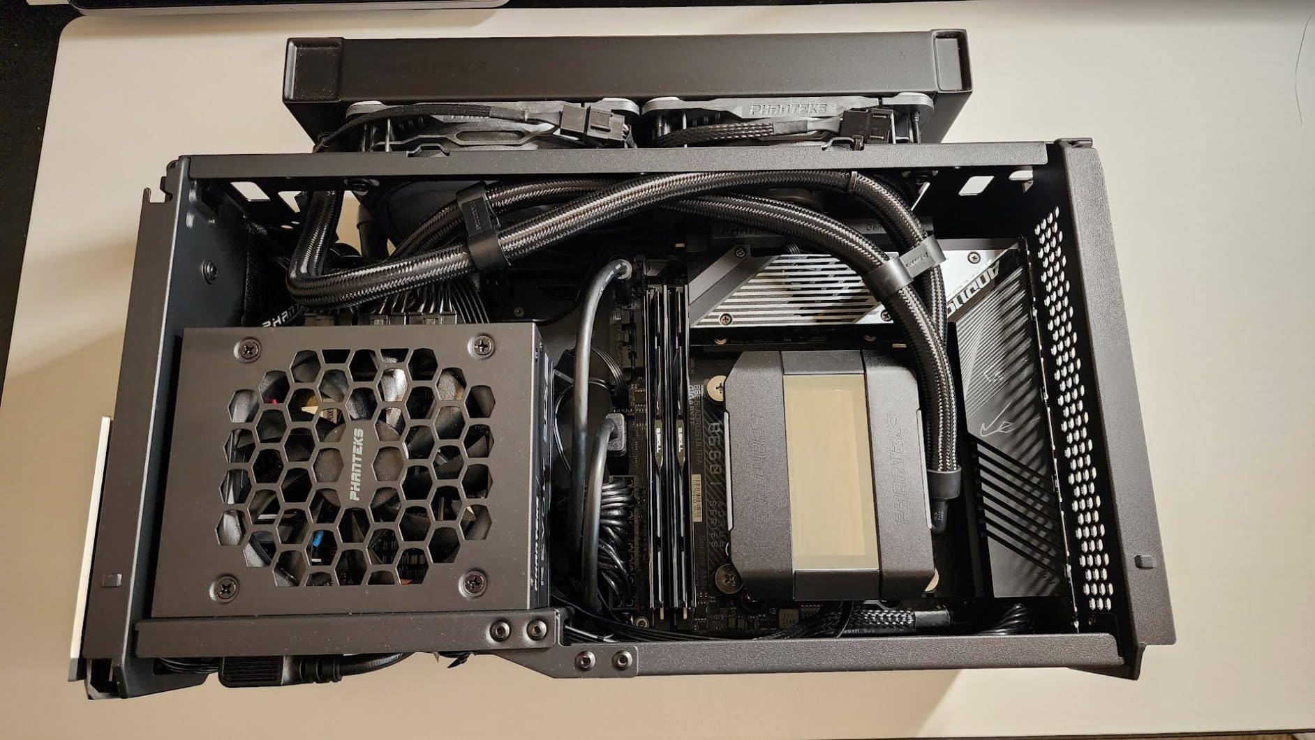 11322-02-20G Pulse AMD Radeon RX 7900 XTX Gaming Graphics Card with 24GB GDDR6, AMD RDNA 3 customer photo 1