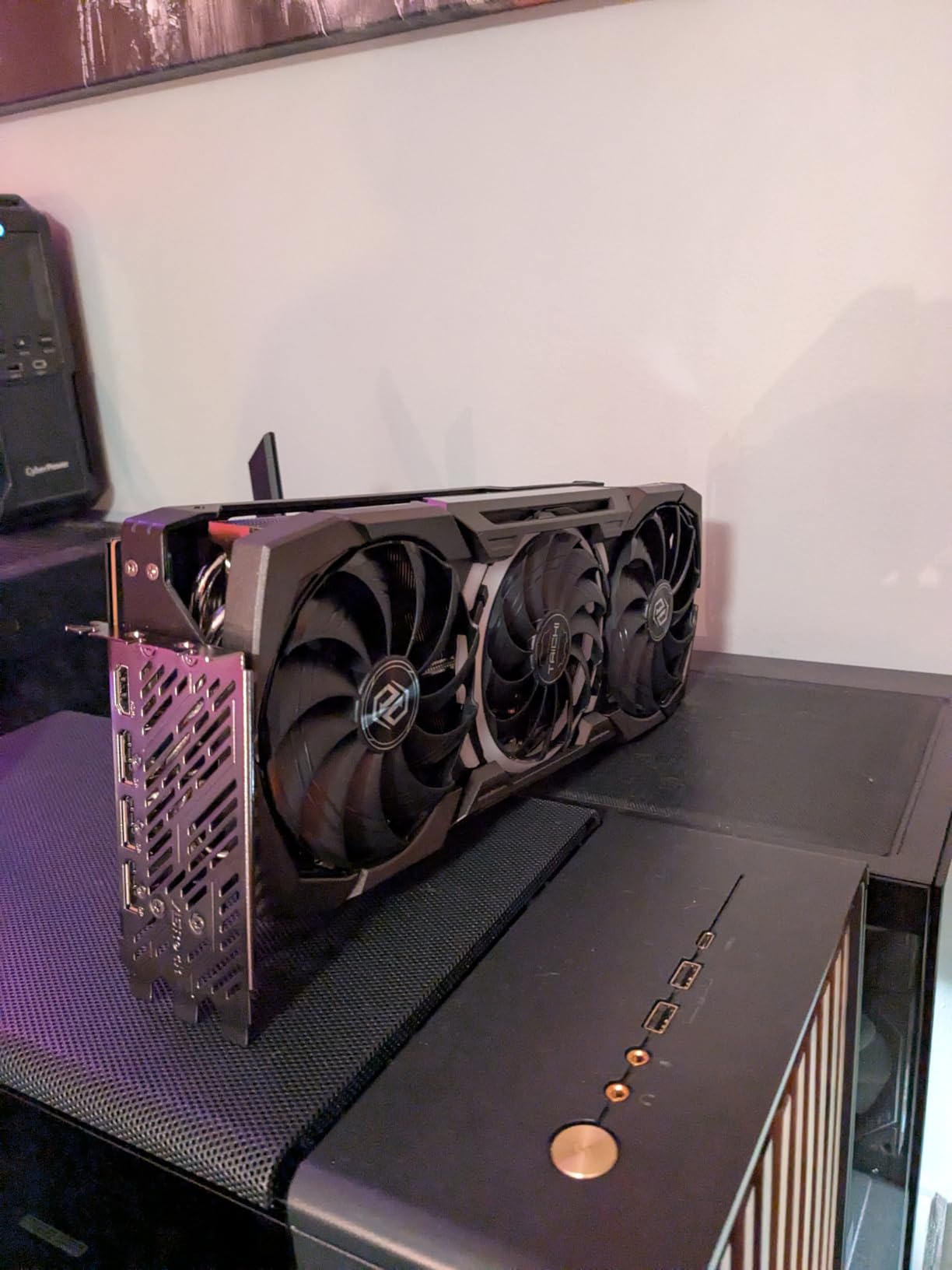 ASRock Radeon RX 7900 XTX Taichi 24GB OC Graphics Card, 2680 MHz Boost Clock, 24GB GDDR6, AMD RDNA 3, DisplayPort 2.1, HDMI 2.1, Triple 8-Pin, ARGB Backplate customer photo 1