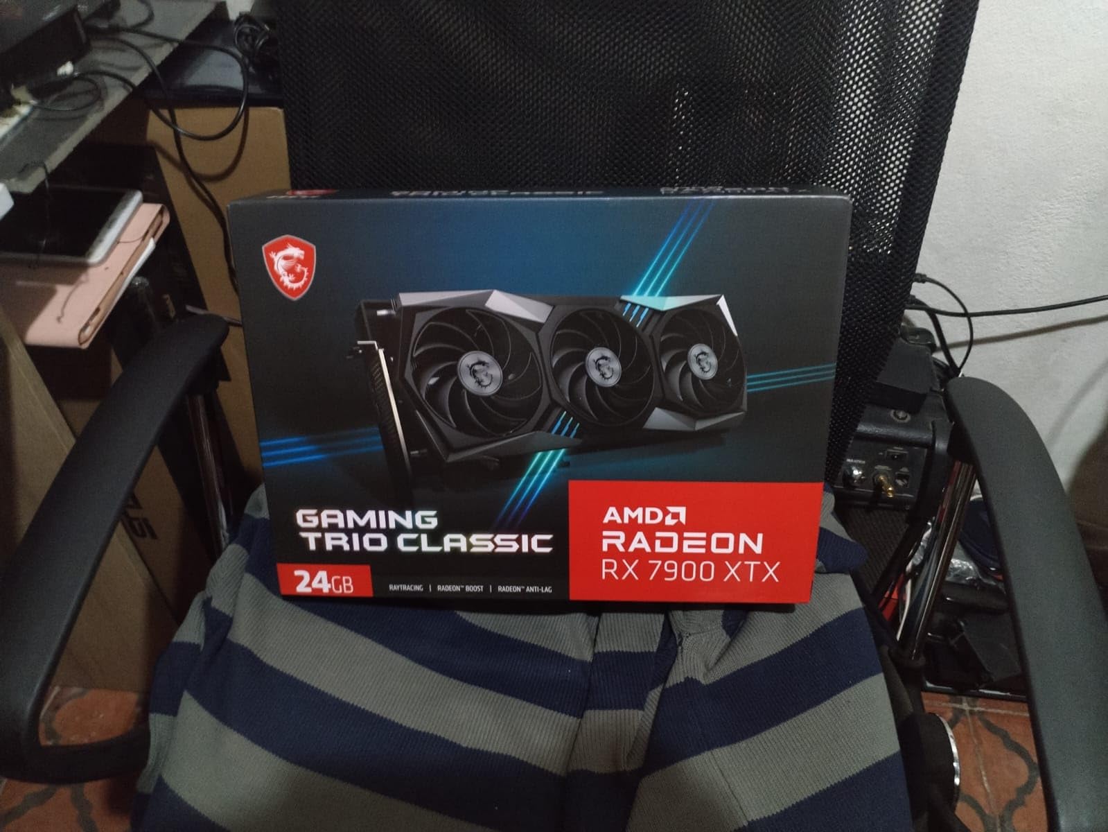 MSI Radeon RX 7900 XTX Gaming Trio Classic 24G 384-Bit HDMI/DP Torx Fan 4 AMD RDNA 3 Graphics Card customer photo 2