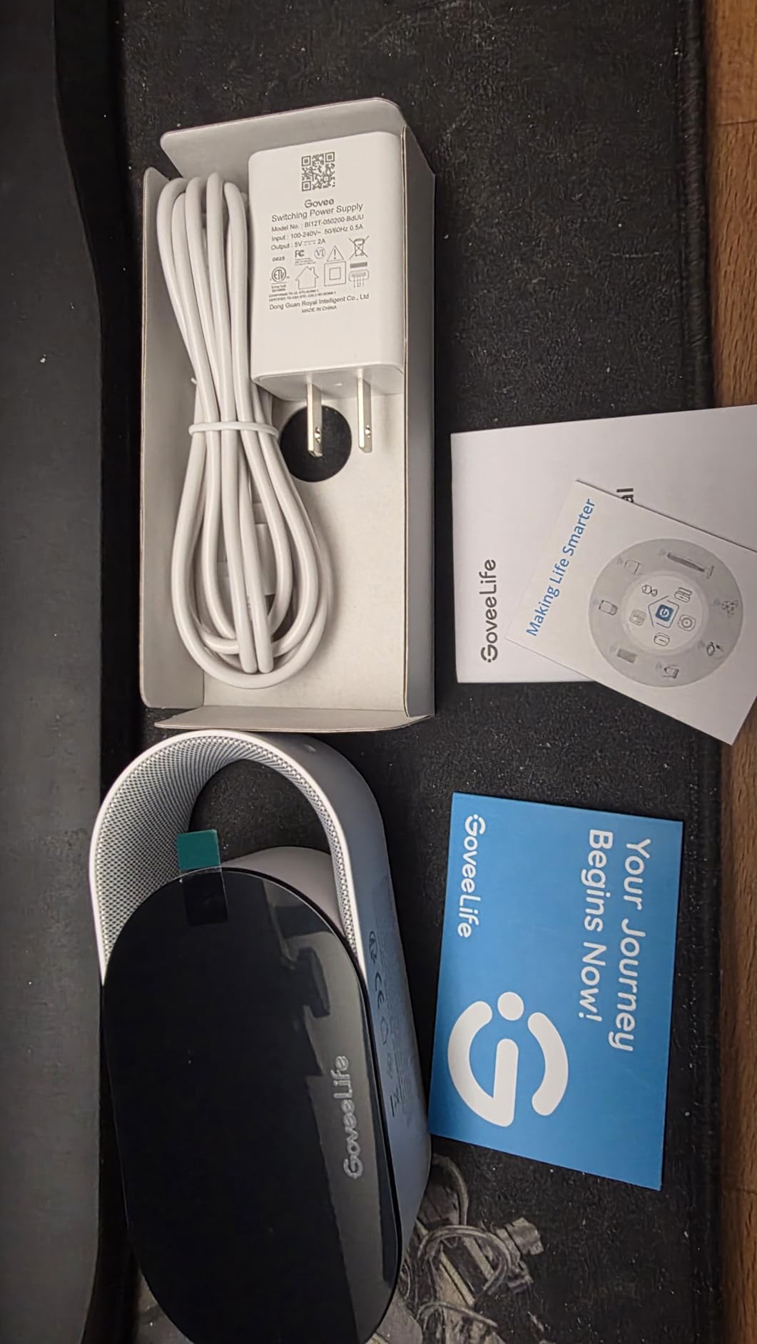 GoveeLife Smart Air Quality Monitor with PM2.5 H5106, LED Display Wired customer photo 2