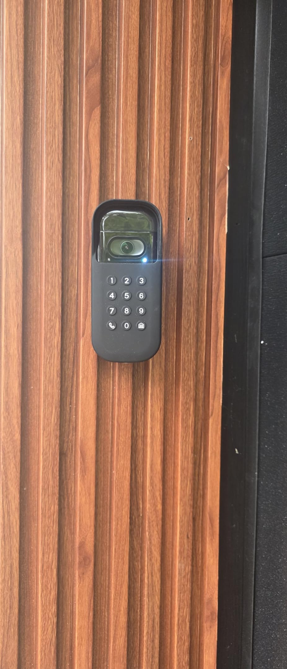 myQ Smart Garage Door Video Keypad with Wide-Angle Camera, Customizable PIN Codes, and Smartphone Control - Take Charge of Your Garage Access Works with Chamberlain, LiftMaster and Craftsman openers, White customer photo 1