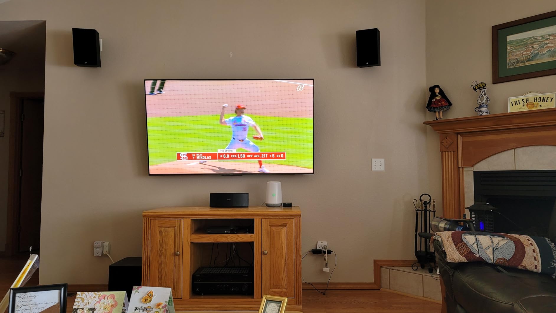 Hisense 65-Inch Class U7 Series Mini-LED ULED 4K UHD Google Smart TV (65U7K) - QLED, Native 144Hz, 1000-Nit, Dolby Vision IQ, Full Array Local Dimming, Game Mode Pro, Alexa Compatibility, 65U7K customer photo 2