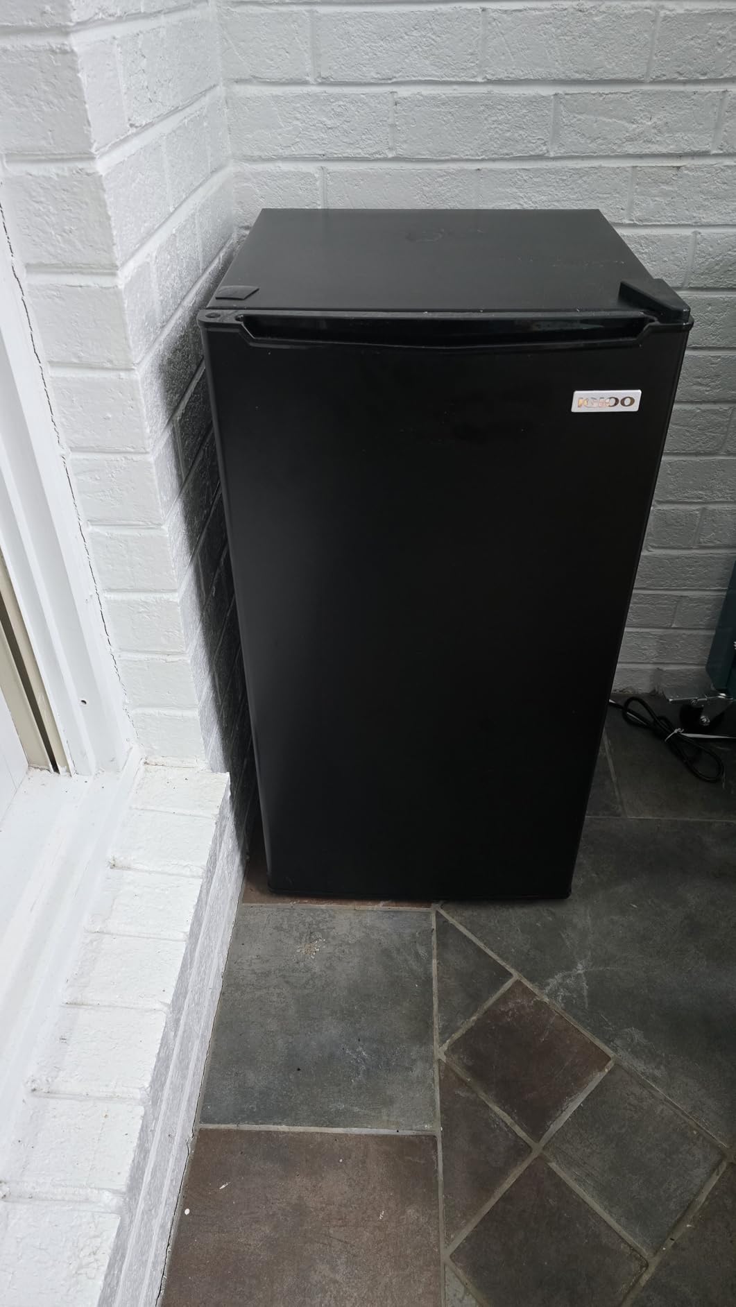 Igloo 3.2 Cu.Ft. Mini Fridge with Freezer - Single Door Compact Refrigerator with Glass Shelves for Homes, Dorms & Offices customer photo 1