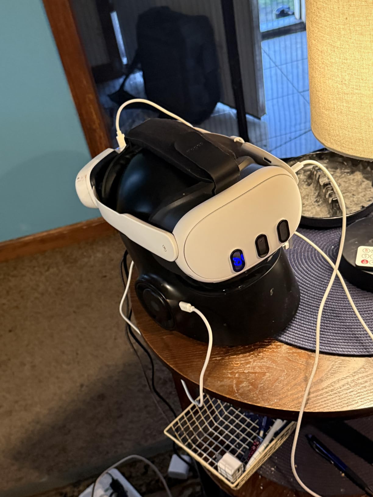 Quest 3 512GB | VR Without Wires - Gorilla Tag Cardboard Monkenaut Bundle - Amazon Exclusive- Access to 100+ Games with a 3-Month Trial of Meta Horizon+ Included | Includes 512GB headset, 2 controllers, charging cable and power adapter for gaming, fitness and entertainment customer photo 1