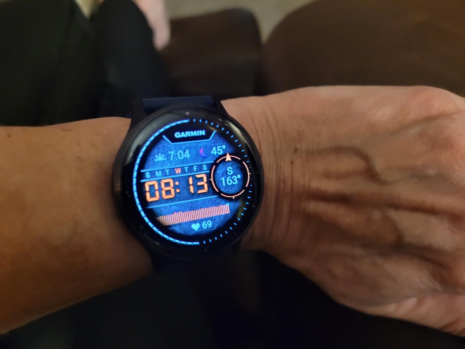 Garmin Venu® 3S, Premium Fitness Smartwatch, 41mm, French Gray | Body Battery™ Energy Monitoring, Sleep Coach, Built-In Sports Apps, Built-In Speaker & Mic, Workout Benefit & Recovery Time customer photo 1