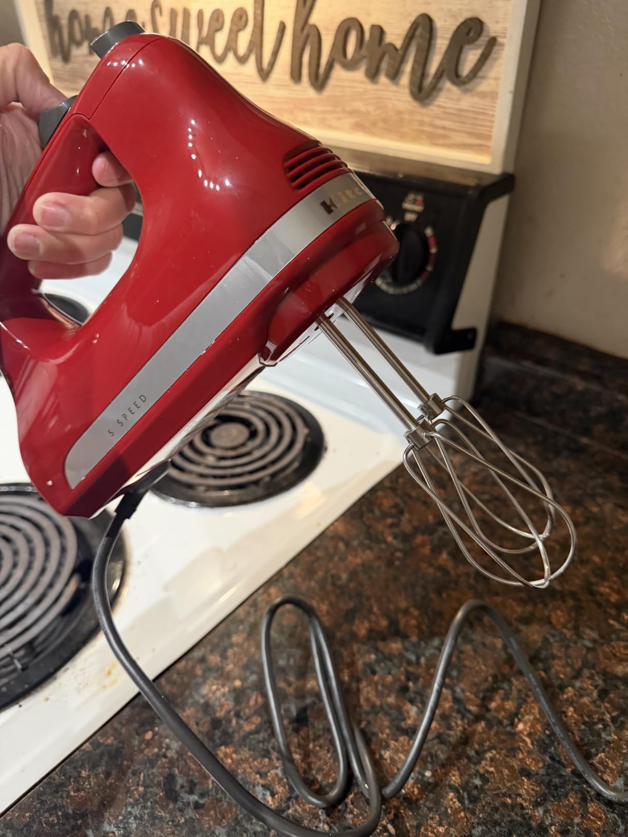 KitchenAid 5-Speed Ultra Power Hand Mixer, Stainless Steel/Plastic, White | 5 Speeds, Lockable swivel cord, Turbo Beaters, Easy release button, Dishwasher-safe beaters customer photo 1