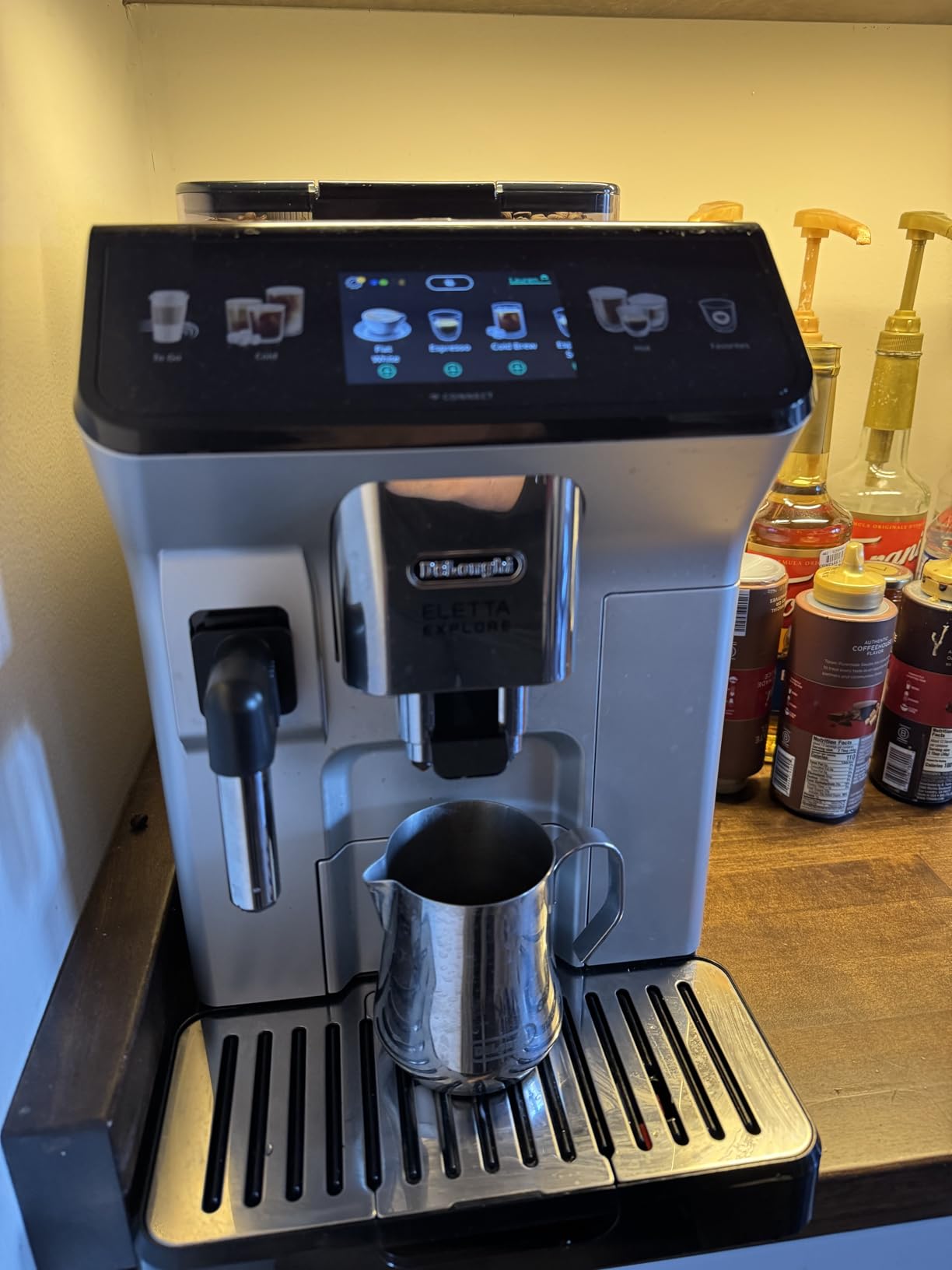 De'Longhi Eletta Explore Espresso Machine with Coffee Grinder, Milk Frother | #1 Worldwide Espresso Machine Maker, 50+ One-Touch Recipes, Travel Mug, Hot & Cold Frother, Built-in Grinder, 4 User Profiles customer photo 1