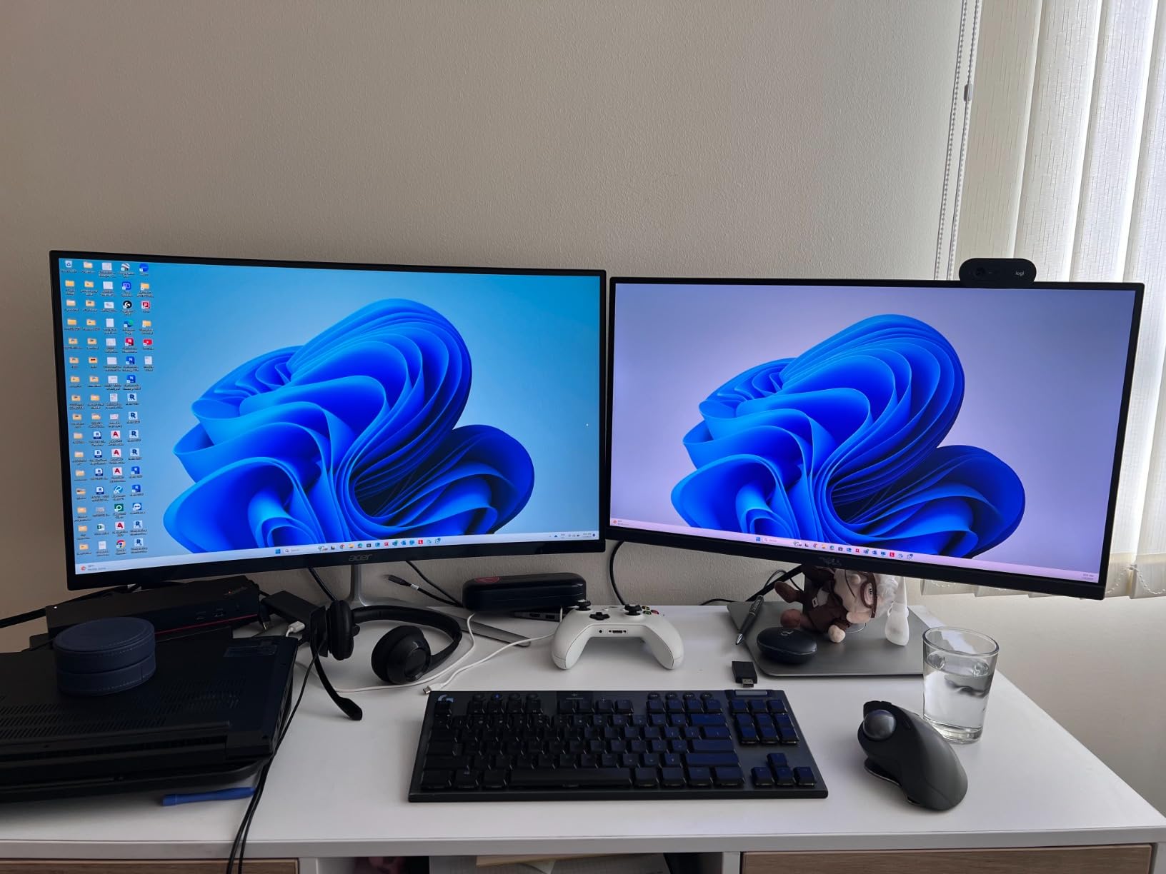 Acer Nitro 27in QHD 2560x1440 Curved 180Hz Gaming Monitor EDA270U Pbmiipx customer photo 1