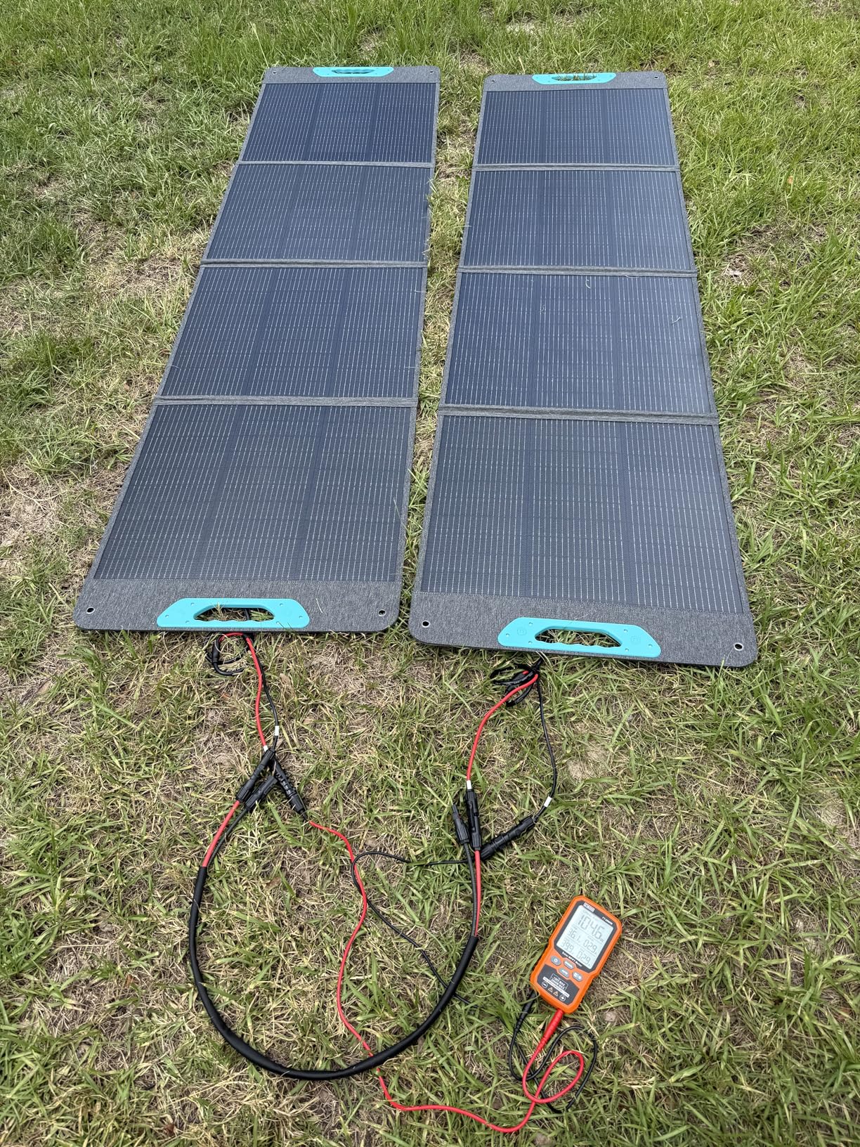 Renogy 200W Portable Solar Panel for Power Stations, 25% Efficiency customer photo 2