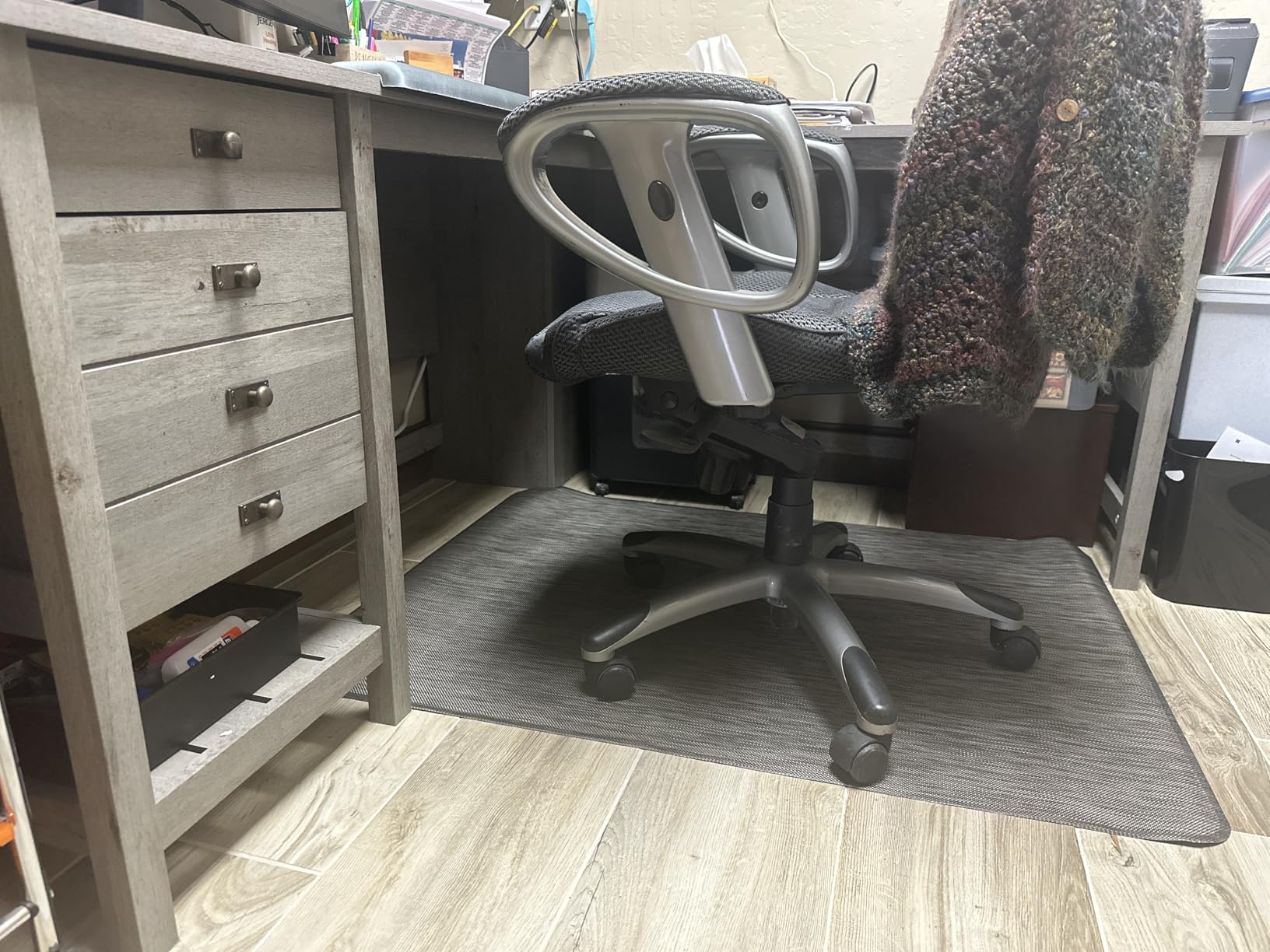 Blvornl Office Chair Mat for Hardwood Floors, Anti-Slip PVC, 36 x 48 Inch | Waterproof, easy to clean, suitable for hardwood, tile, laminate, Dark Grey, Rattan Woven Pattern, Durable Solid PVC Material customer photo 1