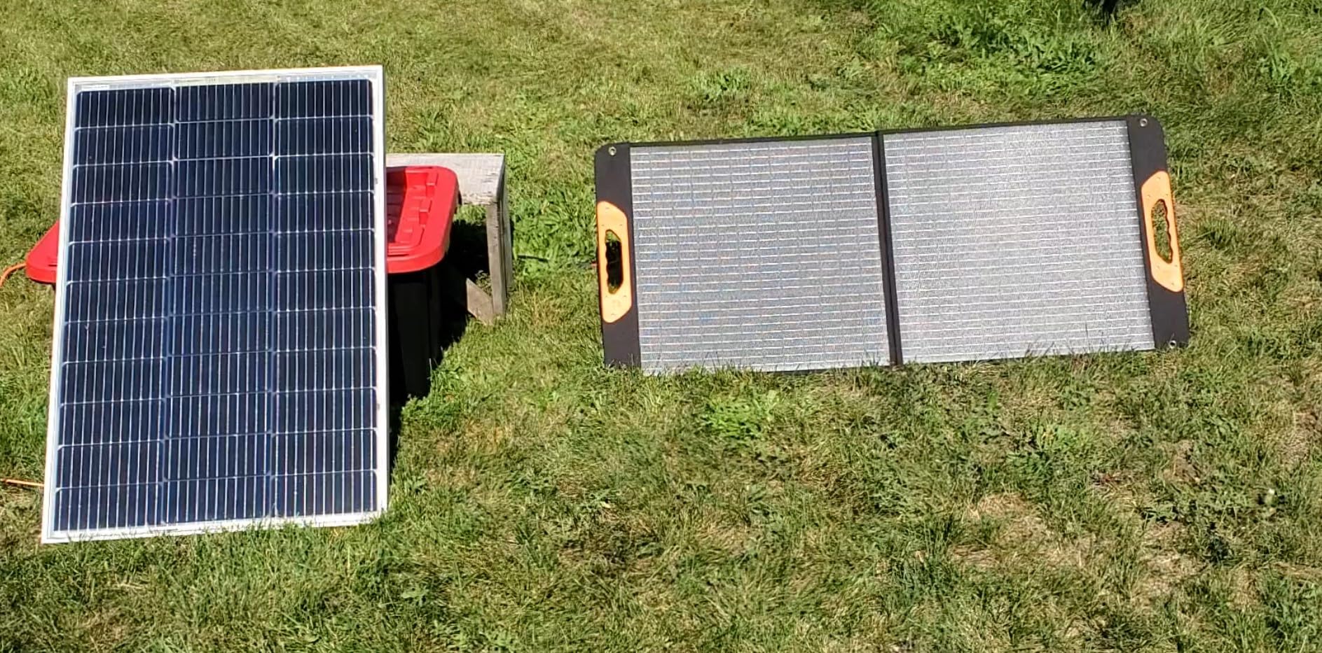 ZOUPW 100W Portable Solar Panel for Power Station,23.5% Efficiency Mono Foldable Solar Charger for Jackery 300/Ecoflow River/Anker/Bluetti,IP67 Waterproof for Camping RV Off-Grid Emergency Power customer photo 1
