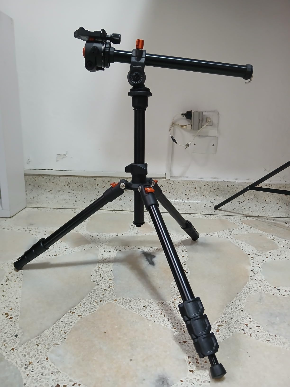 K&F Concept 76 in Overhead Camera Tripod | Rotatable Multi-Angle Center Column, Lightweight, 360 Degree Ball Head, Load Capacity 8kg/17.6lbs. O234A1+BH-36 customer photo 2