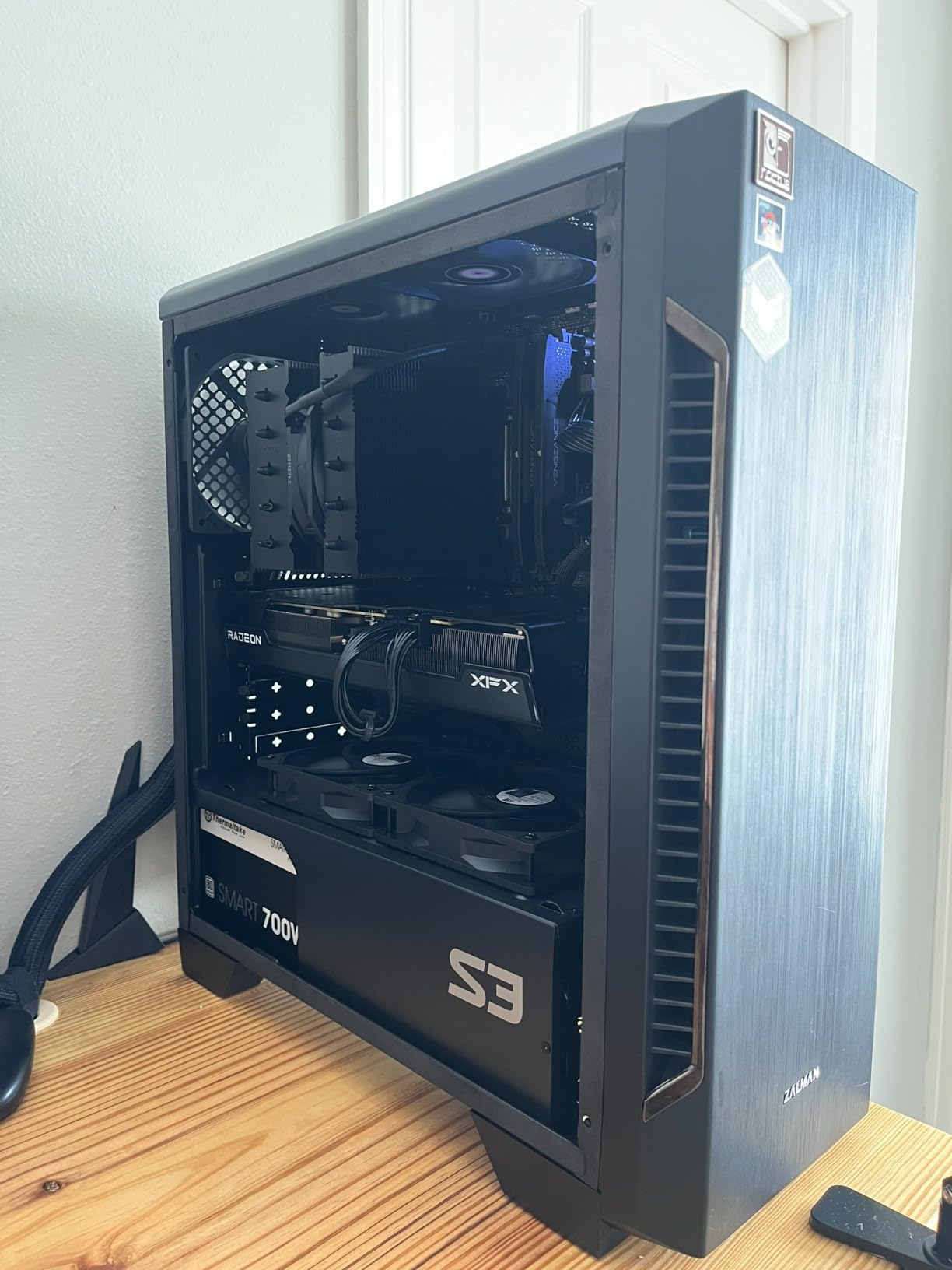 XFX Speedster QICK309 Radeon RX 7600XT Black Gaming Graphics Card with 16GB GDDR6, AMD RDNA 3 customer photo 2