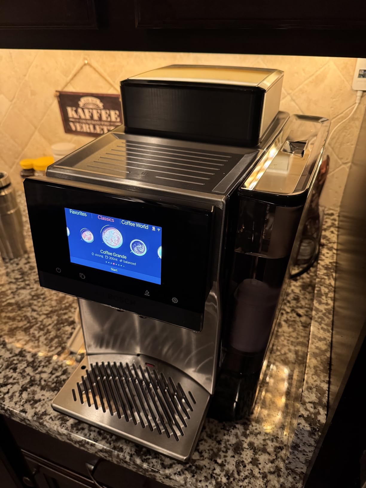 Bosch 800 Series Fully Automatic Coffee, Espresso Machine - Silver | Double Cup, Touchscreen, Large Bean Capacity, 36 Drinks, Cold Brew, Save up to 30 Profiles - Integrated Milk Container customer photo 2