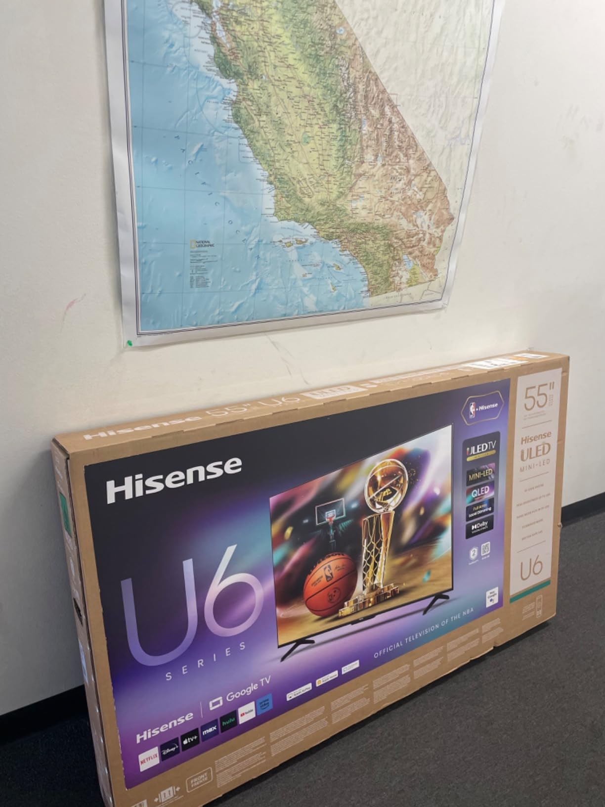 Hisense 55-Inch Class U6 Series Mini-LED ULED 4K UHD Google Smart TV (55U6N) - QLED, Motion Rate 240, HDR 10+, Full Array Local Dimming, Game Mode Plus, Alexa Compatibility customer photo 2