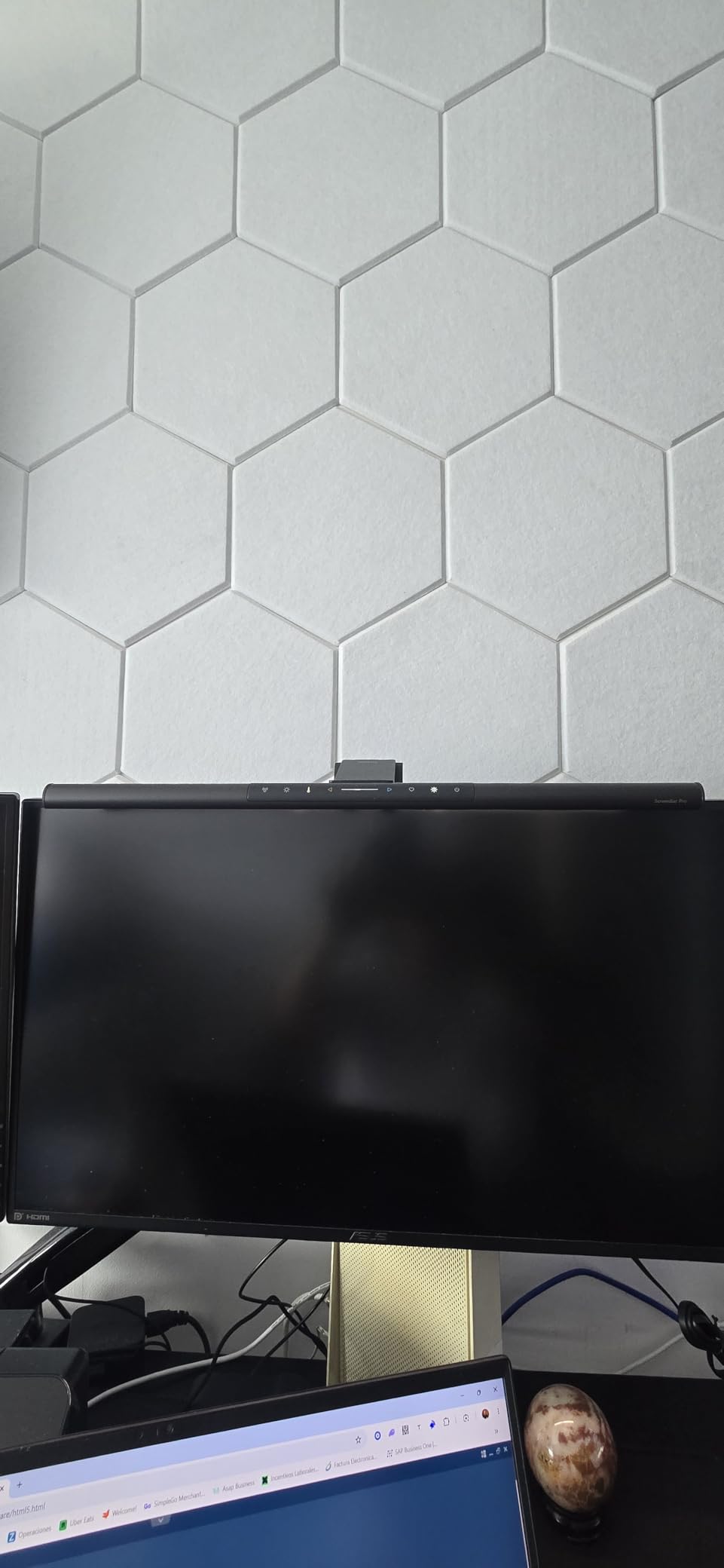 BenQ ScreenBar Pro LED Monitor Light Bar (Black) - Ultrawide Lighting, Motion Sensor, Adjustable Brightness/Color Temperature, Eye-Care USB-C Monitor Lamp, No Glare, Curved Monitors, Monitor Accessory customer photo 1