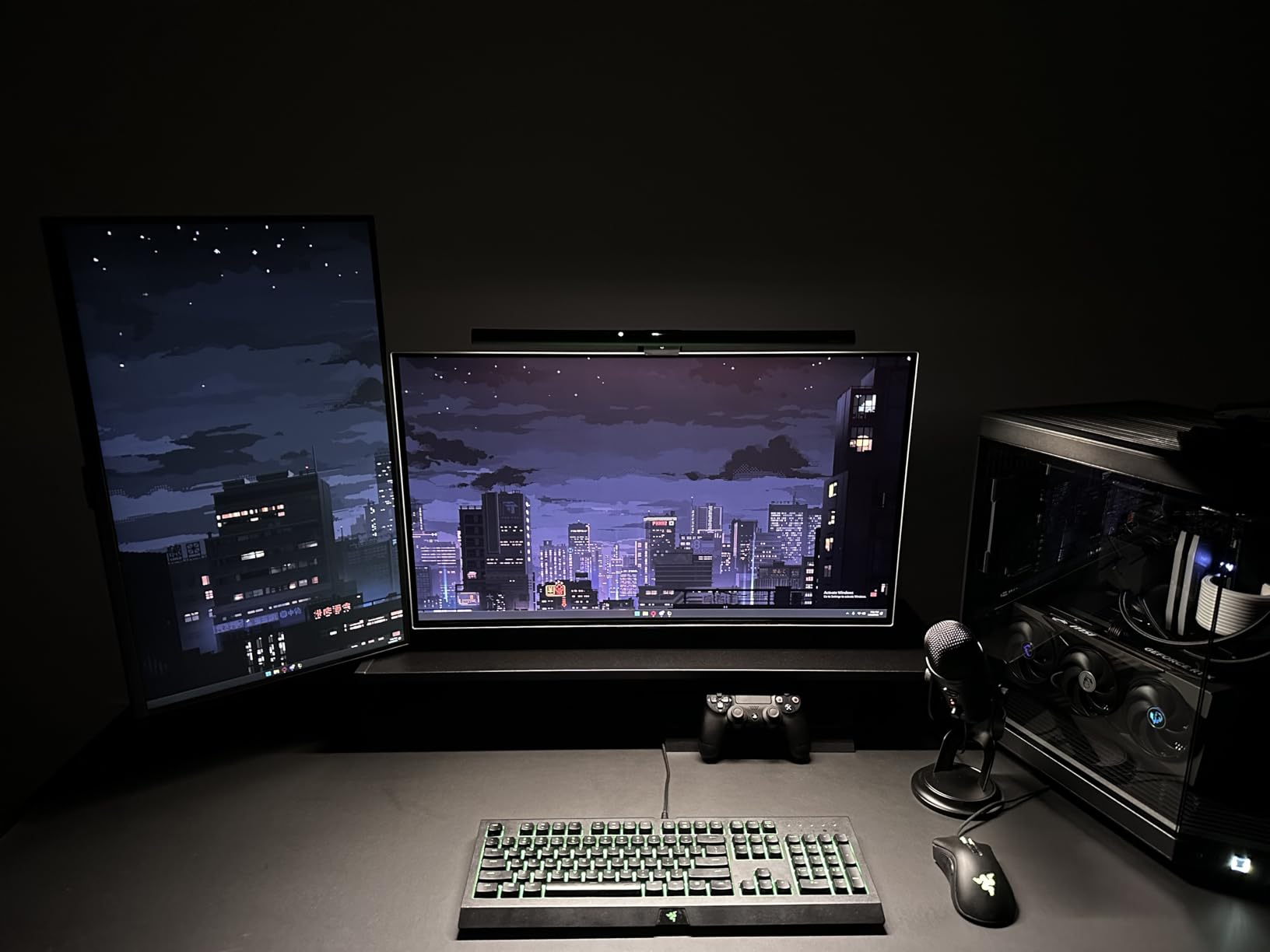 BenQ ScreenBar Pro LED Monitor Light Bar (Black) - Ultrawide Lighting, Motion Sensor, Adjustable Brightness/Color Temperature, Eye-Care USB-C Monitor Lamp, No Glare, Curved Monitors, Monitor Accessory customer photo 2