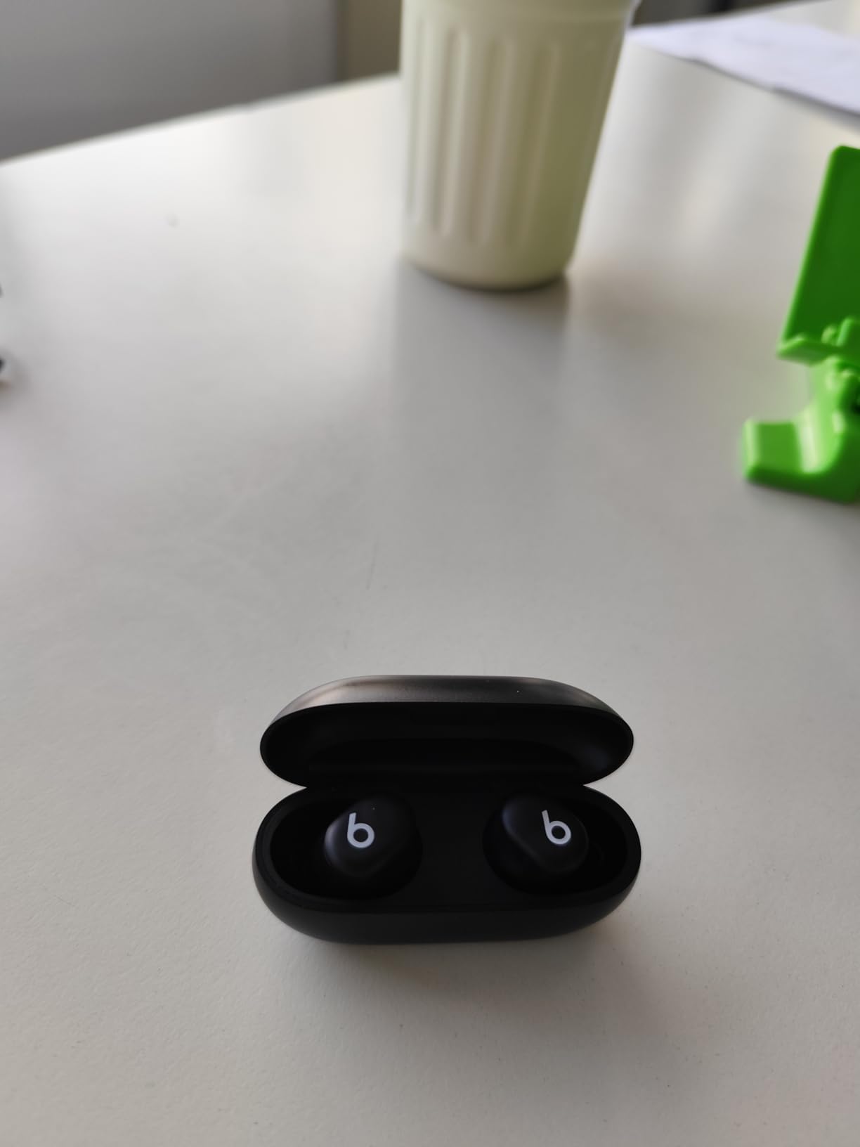 Beats Solo Buds - Wireless Bluetooth Earbuds | 18 Hours of Battery Life | Apple & Android Compatibility | Built-in Microphone - Matte Black customer photo 2
