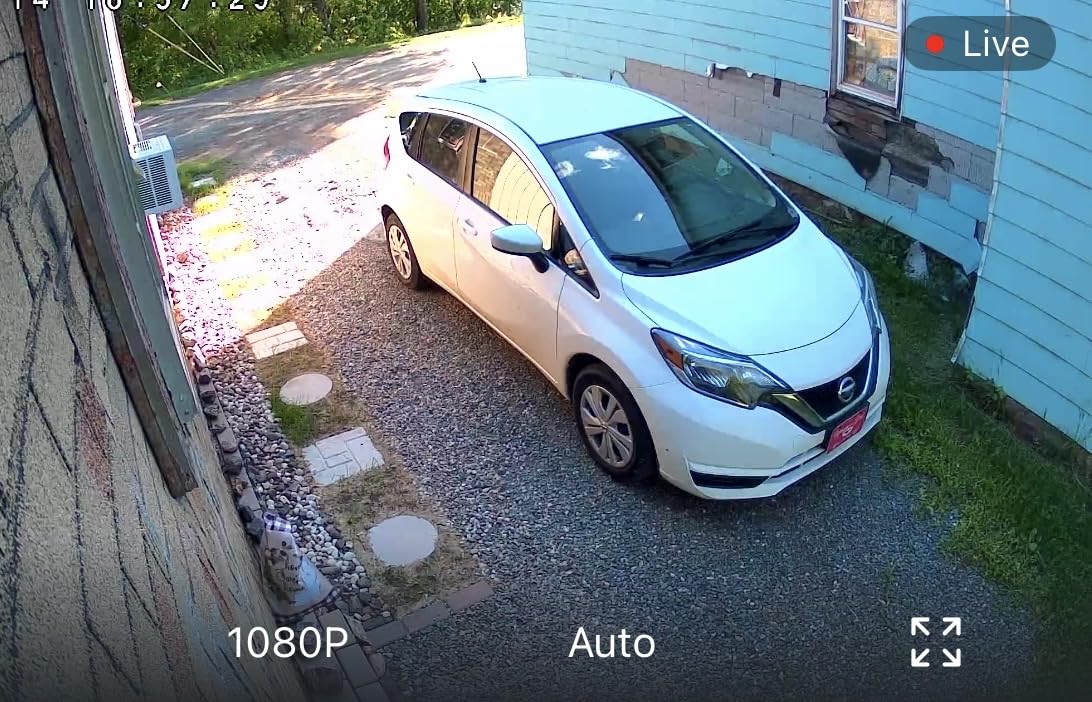 Tapo SolarCam 1080p Security Camera Wireless Outdoor- Battery Power with Solar, Person Detection, Subscription-Free Local Storage or Optional Cloud, Works with Alexa & Google Assistant, C402 KIT customer photo 2