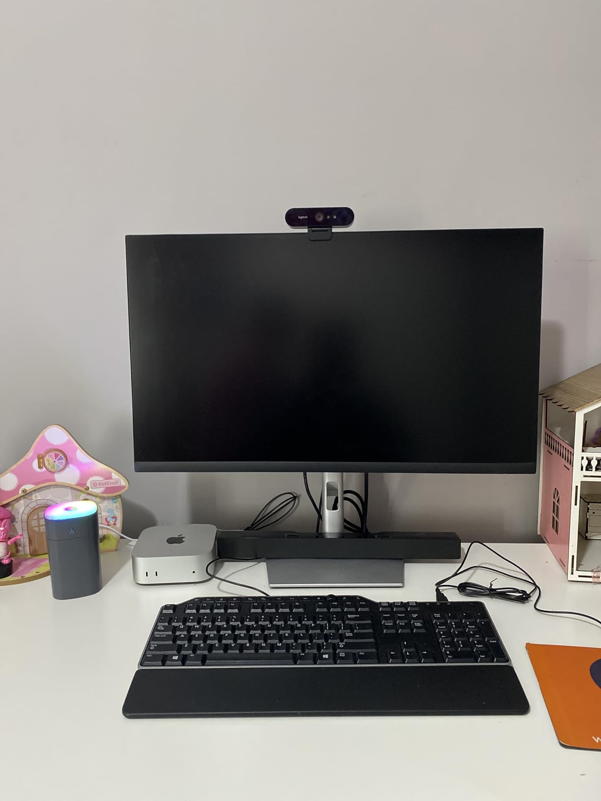 2024 Mac mini Desktop Computer with M4 chip, 10-core CPU, 10-core GPU, 16GB Unified Memory, 512GB SSD Storage, Gigabit Ethernet customer photo 1