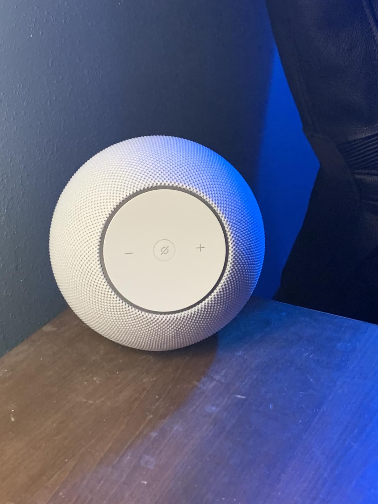 Echo Studio (newest model), Immersive spatial audio and Dolby Atmos, Designed for Alexa+, Graphite customer photo 2