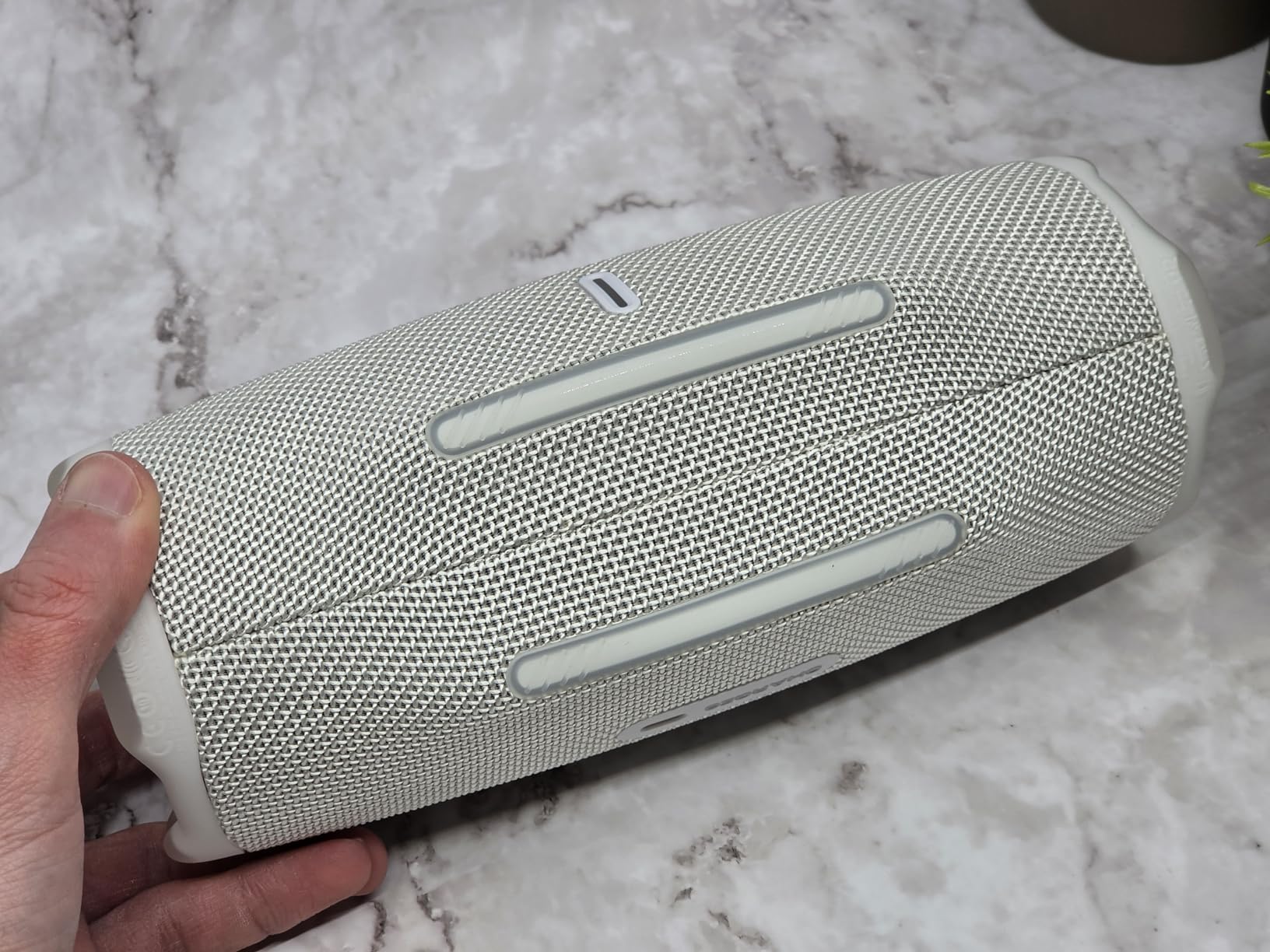 JBL Charge 6 - Portable Waterproof & Drop-Proof Bluetooth Speaker, Bold JBL Pro Sound with AI Sound Boost, 28Hrs of Playtime, Built-in powerbank customer photo 1