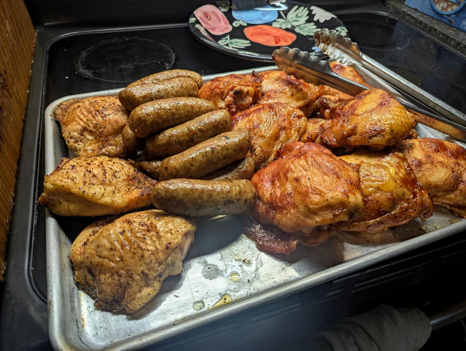 Traeger Woodridge Wood Pellet Grill & Smoker, 860 Sq In, WiFi | 500°F max temp, 6-in-1 versatility - grill, smoke, bake, roast, braise & BBQ with WiFIRE app control customer photo 2