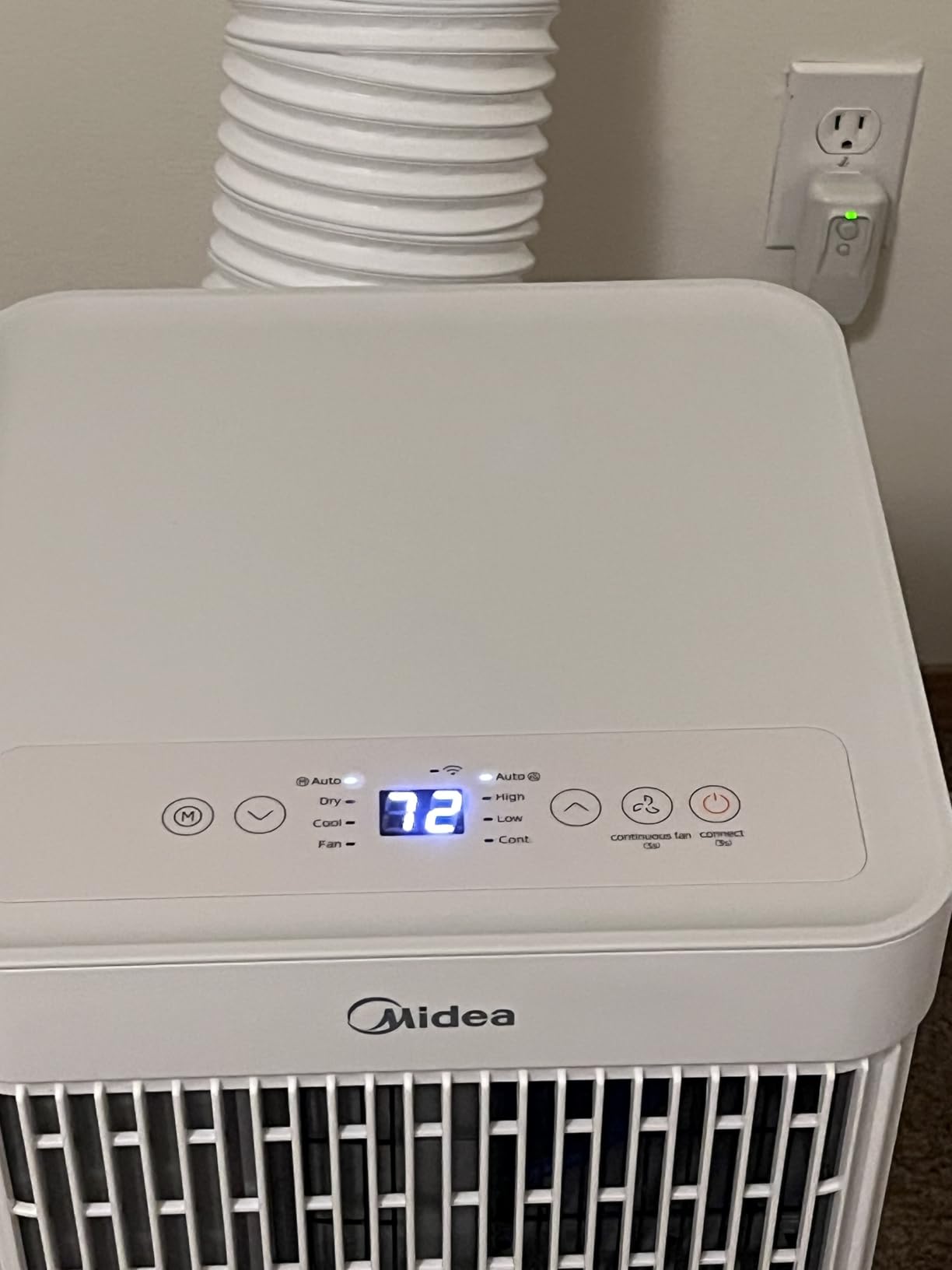 Midea 8,500 BTU ASHRAE Portable Air Conditioner, Cools up to 150 Sq. Ft. customer photo 2