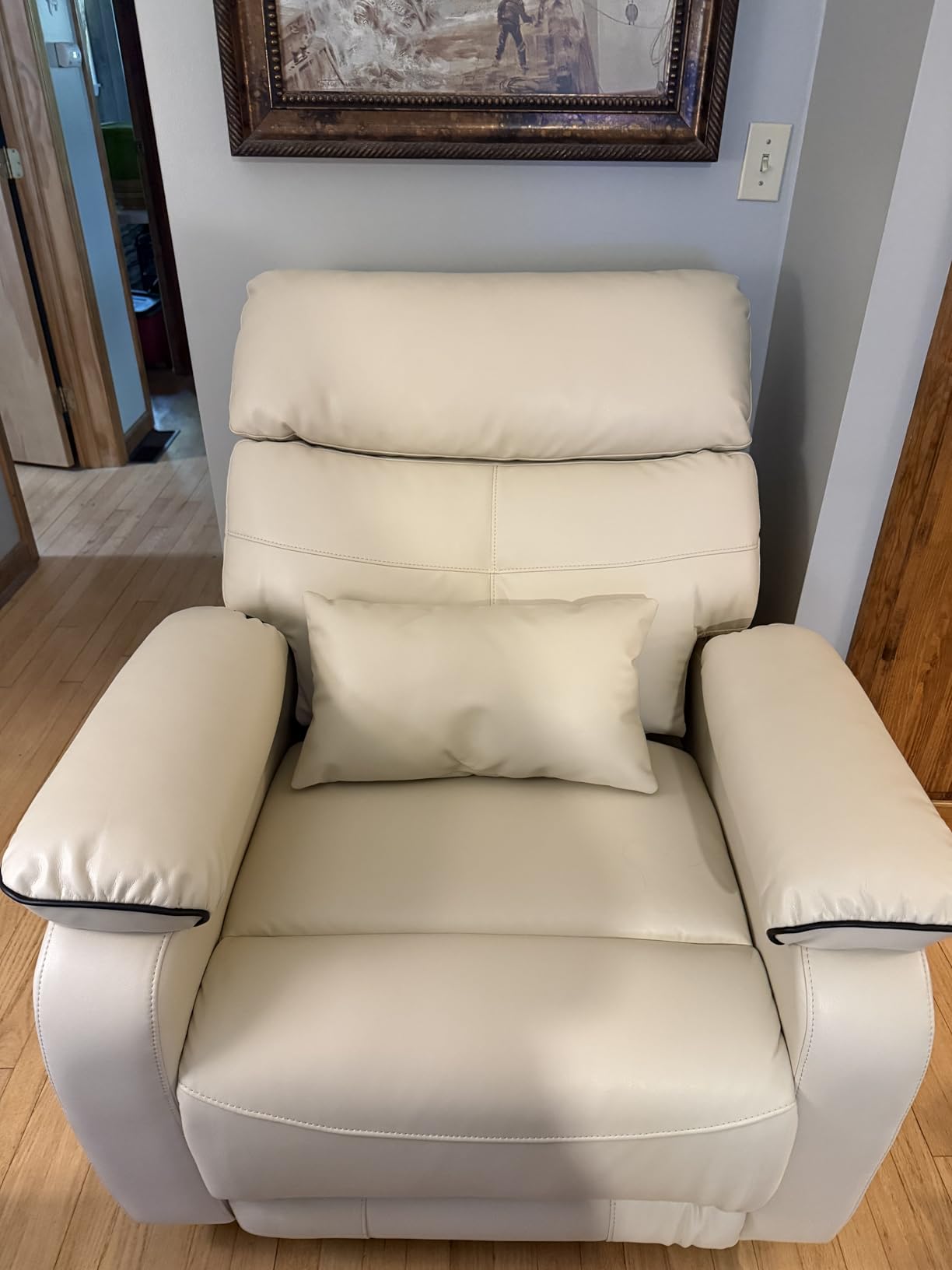 Dual Motor Power Lift Recliner Chair for Adult & Elderly, Leather, Beige | Infinite Position Lay Flat Lift Chair with Heat & Massage, Cup Holder, Lumbar Pillow, Wireless Charger, USB Ports, Leather customer photo 2