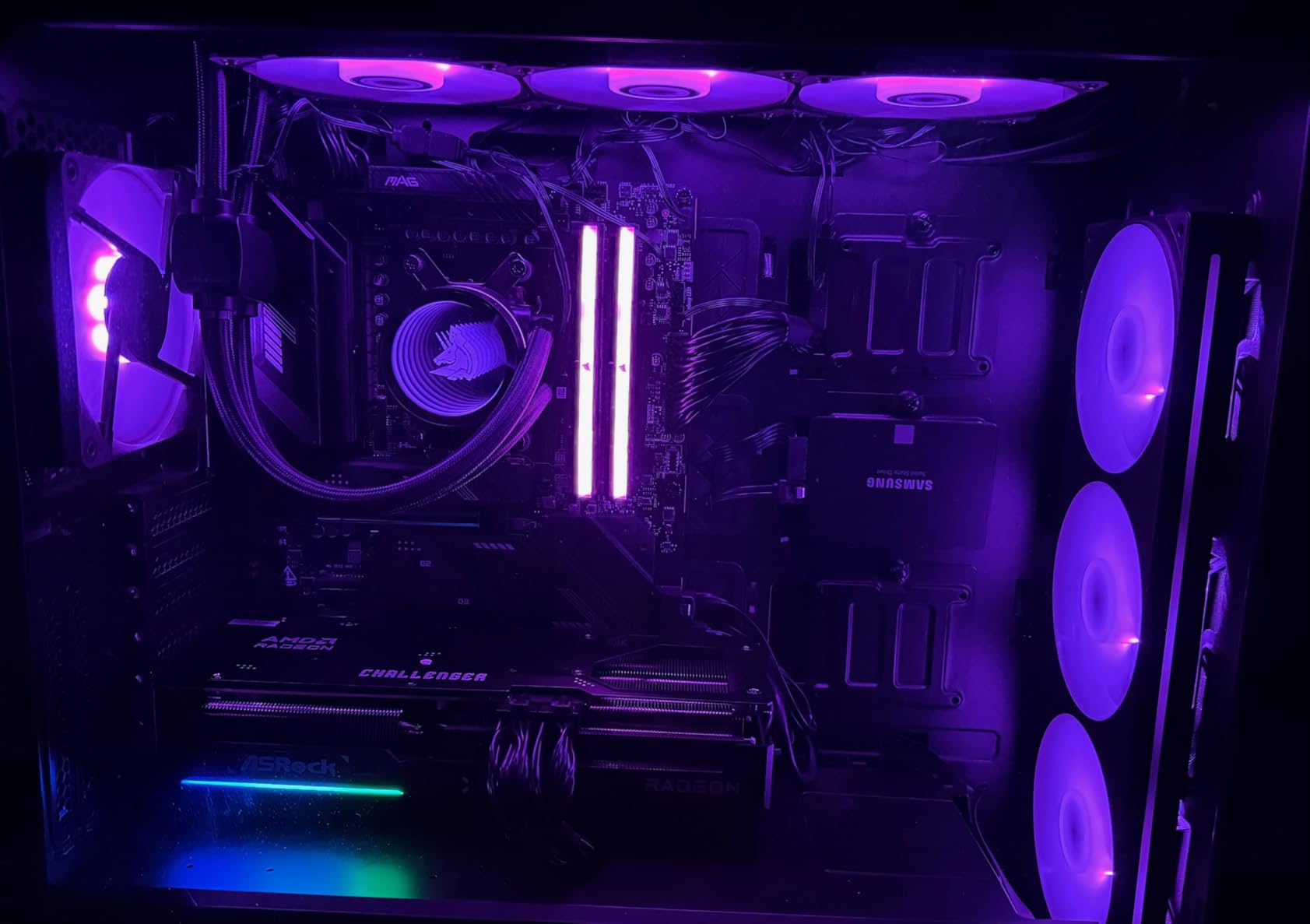 ASRock Radeon RX 9070 Challenger 16GB OC Graphics Card, AMD RDNA 4, 16GB GDDR6, PCIe 5.0, Triple Fans, 0dB Silent, LED Indicator, DisplayPort 2.1a, HDMI 2.1b customer photo 2