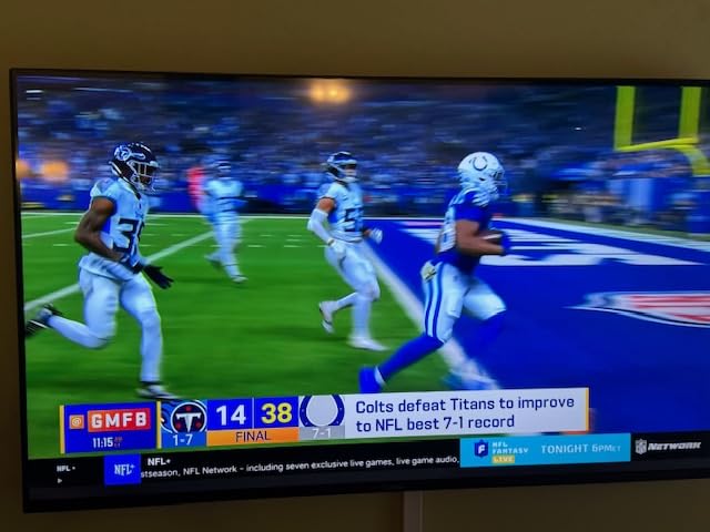 Roku 75-Inch Pro Series Smart TV - 4K QLED Mini-LED TV - RokuTV | Flat Screen Television with 120Hz Refresh Rate & Dolby Vision IQ, Live News, Sports, Entertainment - Backlit Voice Remote Pro customer photo 1