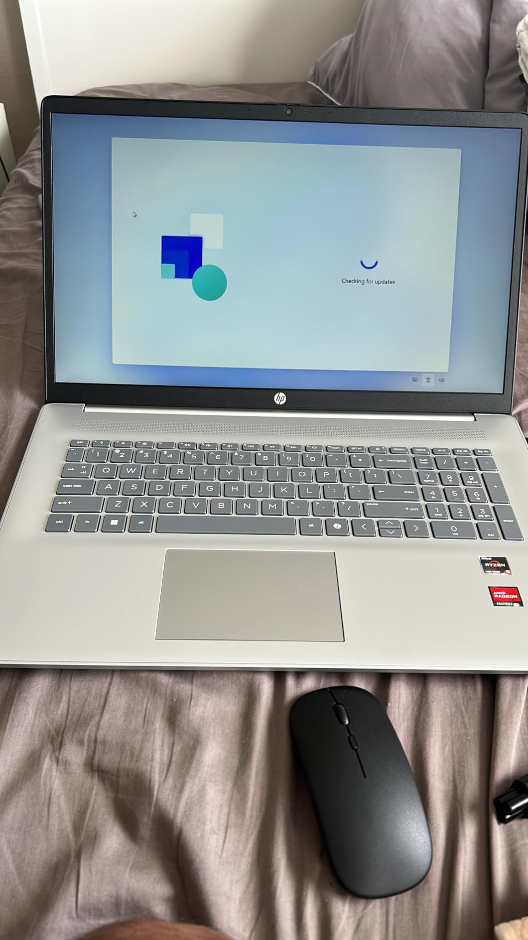 17.3 inch Laptop, HD+ Display, AMD Ryzen 5 7520U, 16 GB RAM, 512 GB SSD, AMD Radeon Graphics, Windows 11 Home, Natural Silver, 17-cp2199nr customer photo 1