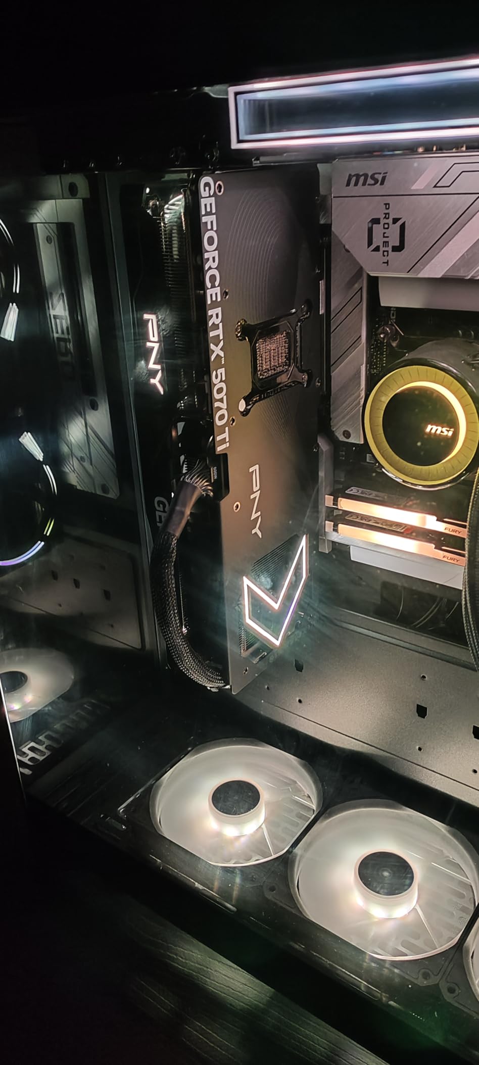 PNY NVIDIA GeForce RTX™ 5070 Ti Epic-X RGB™ OC Triple-Fan Graphics Card customer photo 1