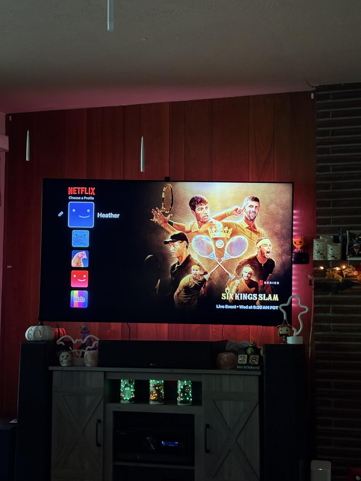 85-Inch Class Neo QLED 4K QN90F Series, Vision AI, Mini LED Smart TV (2025 Model, 85QN90F) Neo Quantum HDR+, Object Tracking Sound+ w/Dolby Atmos, Glare Free, Gaming Hub, Alexa Built-in customer photo 2