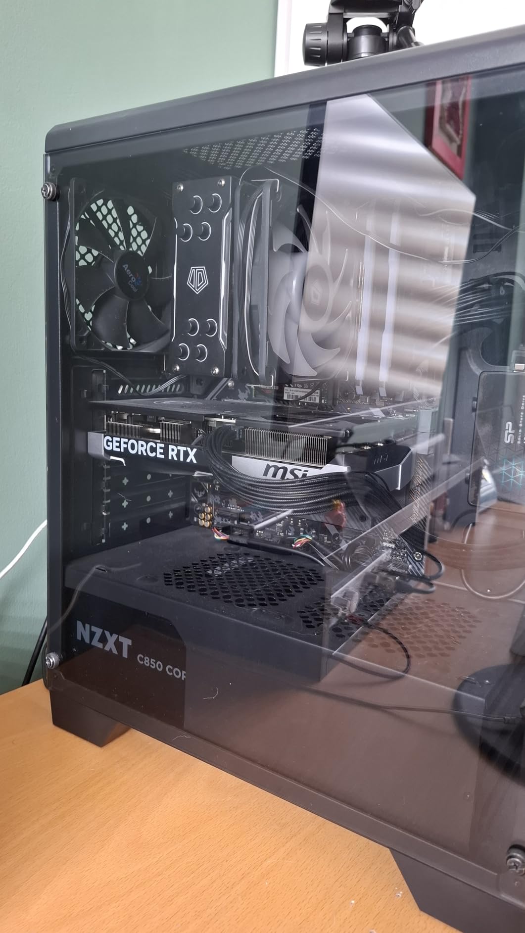 MSI Gaming RTX 5070 12G Ventus 2X OC Graphics Card (12GB GDDR7, 192-bit, Extreme Performance: 2557 MHz, NVIDIA Blackwell Architecture) customer photo 2