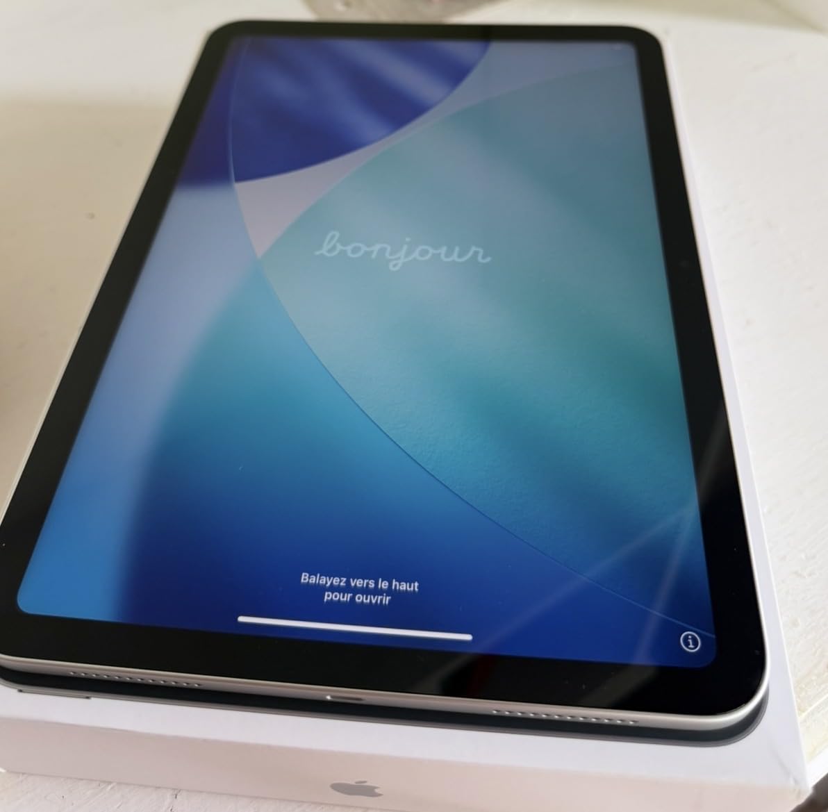 iPad 11-inch: A16 chip, 11-inch Model, Liquid Retina Display, 128GB, Wi-Fi 6, 12MP Front/12MP Back Camera, Touch ID, All-Day Battery Life - Blue customer photo 1