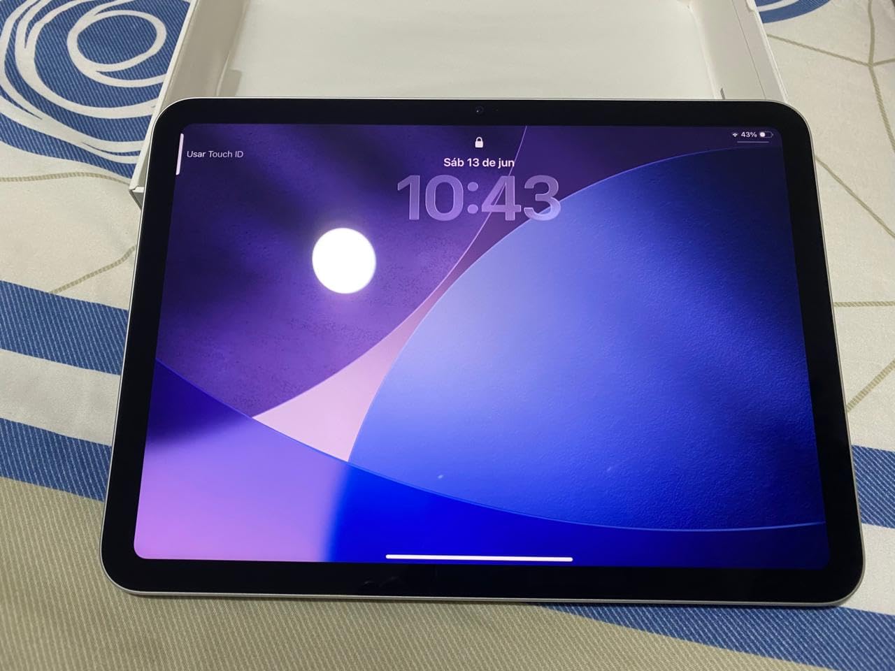 Apple iPad 11-inch: A16 chip, 11-inch Model, Liquid Retina Display, 128GB, Wi-Fi 6, 12MP Front/12MP Back Camera, Touch ID, All-Day Battery Life - Silver customer photo 2