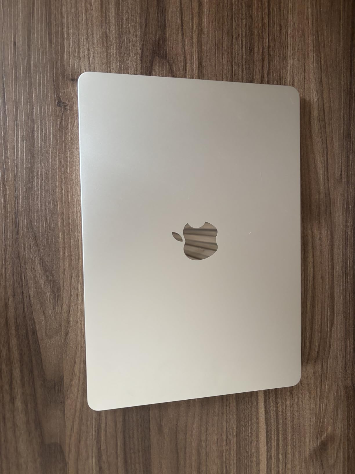 Apple 2025 MacBook Air 13-inch Laptop with M4 chip: Built for Apple Intelligence, 13.6-inch Liquid Retina Display, 16GB Unified Memory, 256GB SSD Storage, 12MP Center Stage Camera, Touch ID; Sky Blue customer photo 2