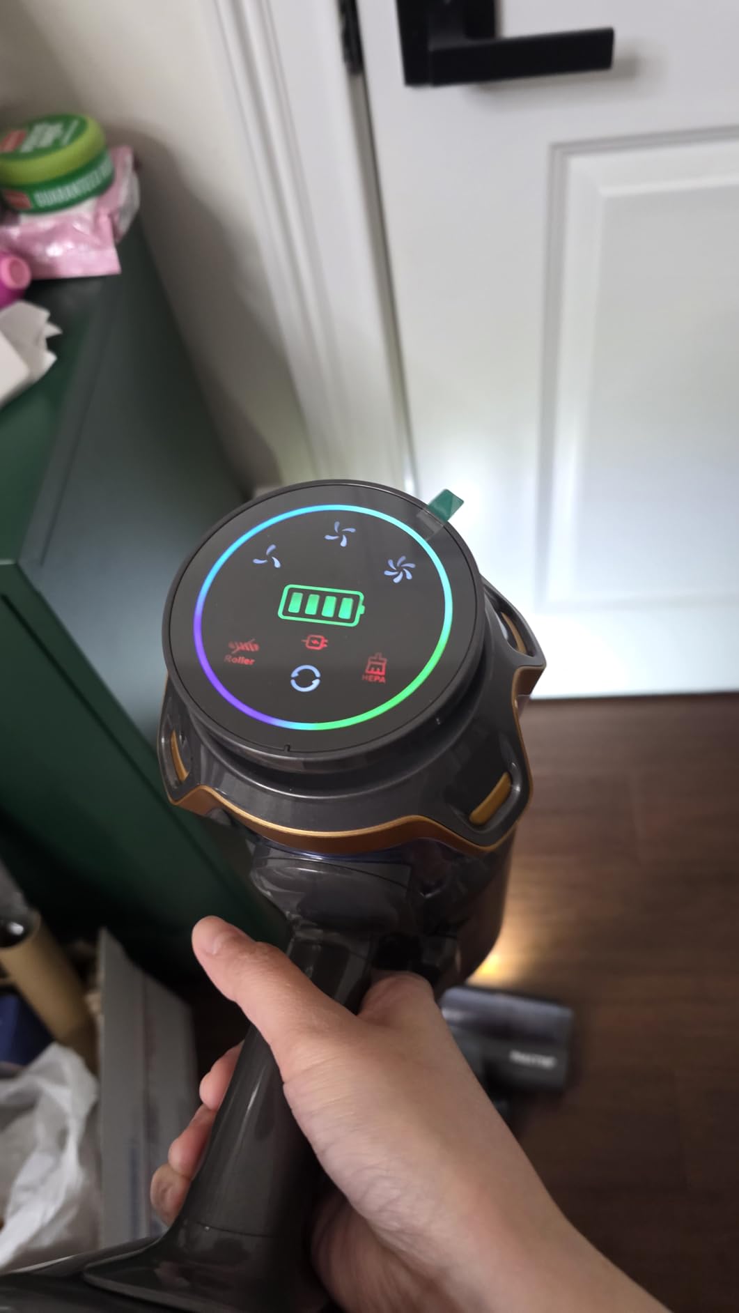 Cordless Vacuum Cleaner, Upgraded 650W 55KPA 70Mins Cordless Stick Vacuum Cleaner with Self-Standing and Touch Screen, Anti-tangle Wireless Vacumm, Vacuum Cleaners for Home/Pet Hair/Carpets/Floors customer photo 1